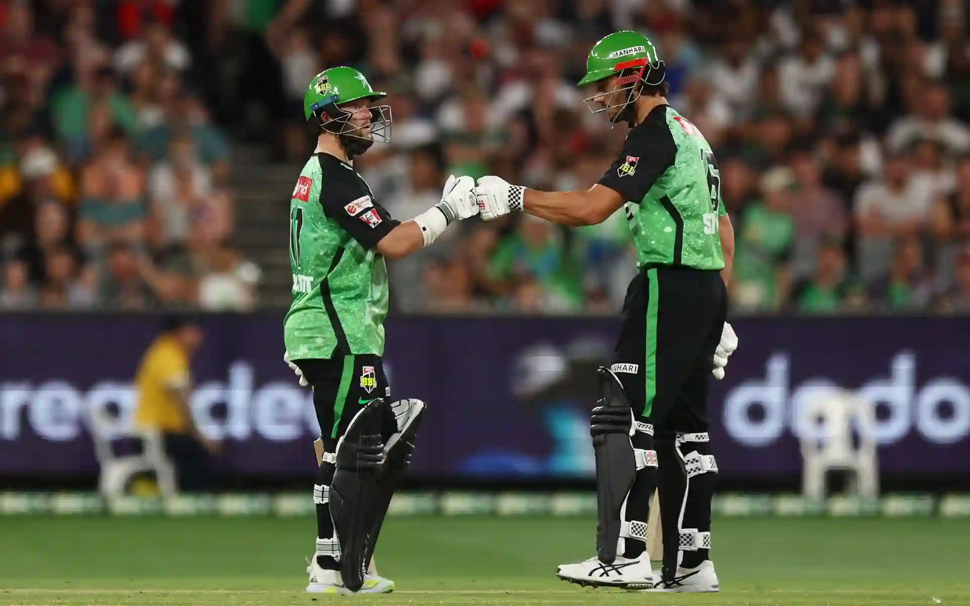 Ben Duckett and Marcus Stoinis formed a match-defining partnership [Source: @StarsBBL/x]