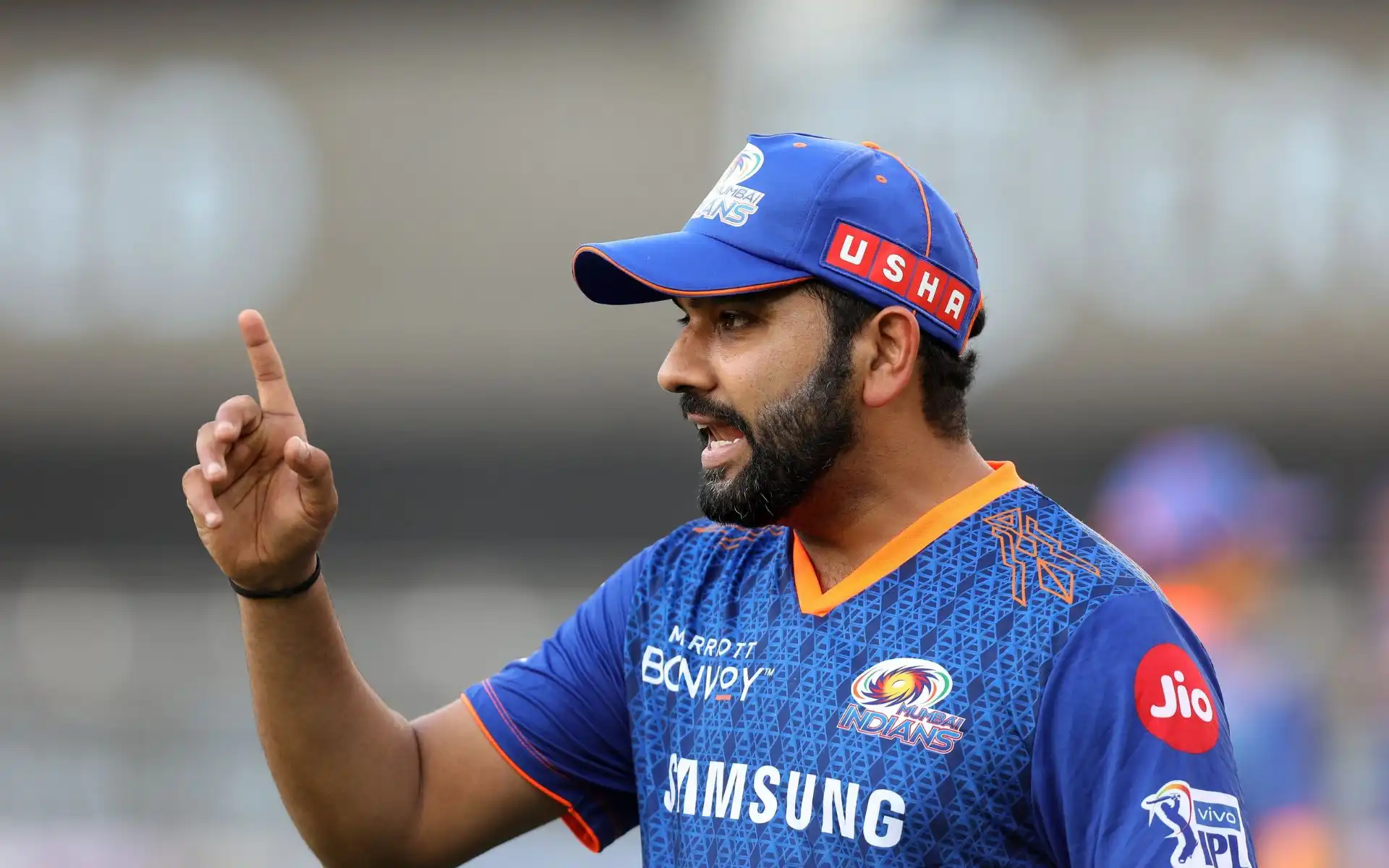 Rohit Sharma in Mumbai Indians jersey [Source: @mufaddal_vohra/X.com]