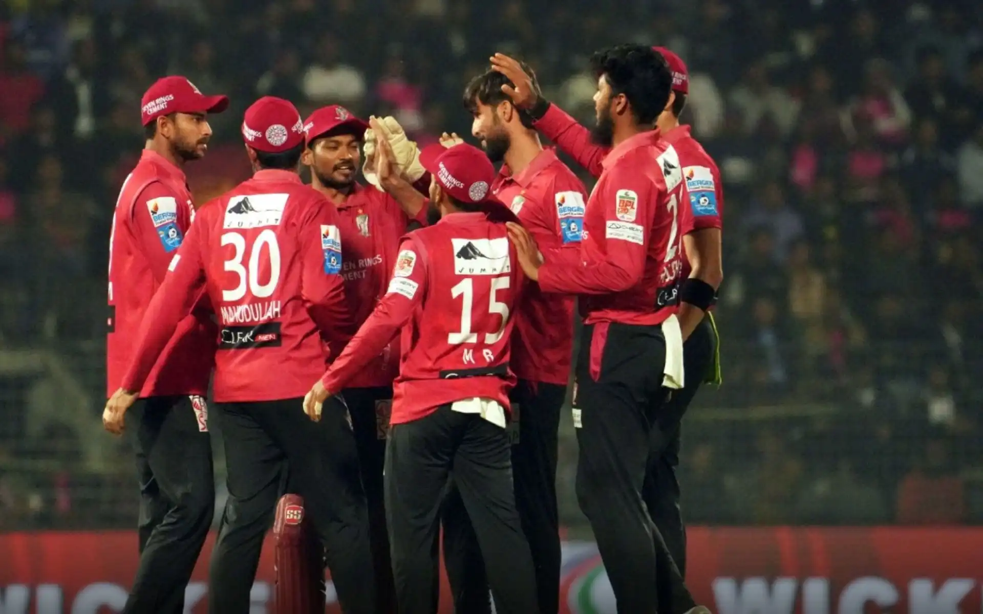 Fortune Barishal players celebrating a wicket [Source: @BCBtigers/x]