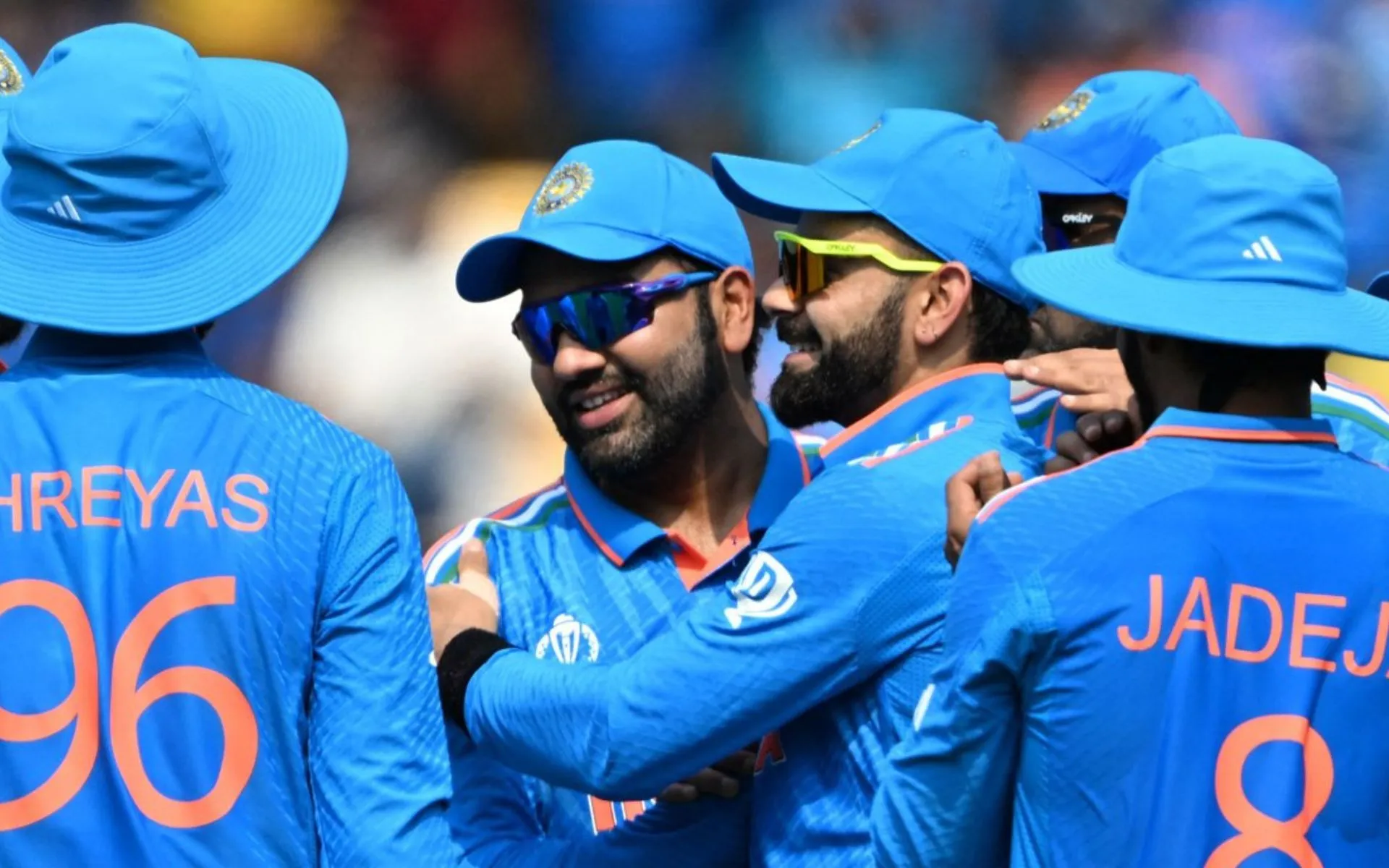 Rohit Sharma and Virat Kohli hugging each other [Source: @ImTanujSingh/x.com]