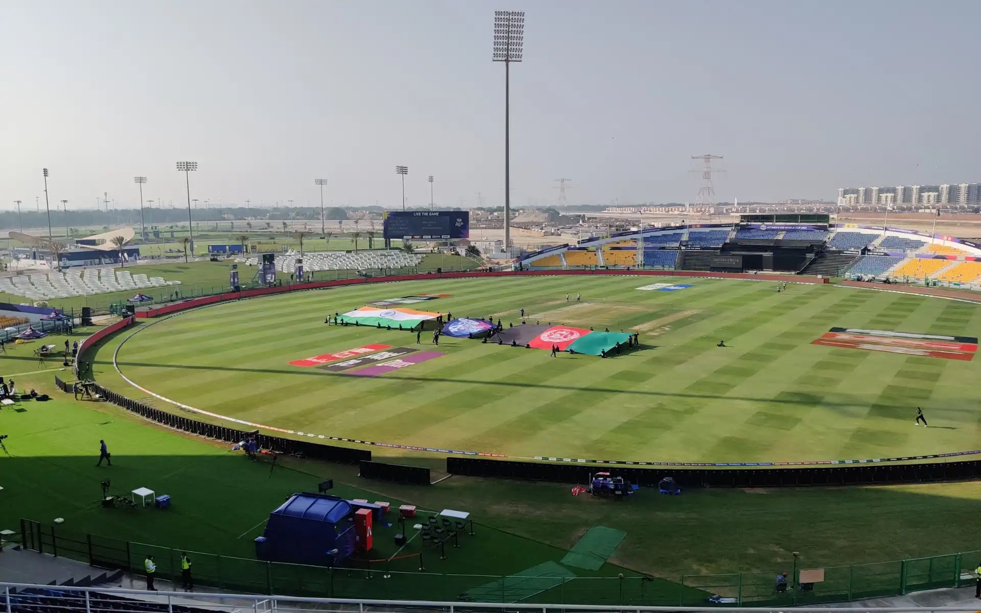 Sheikh Zayed Stadium Abu Dhabi Pitch Report For ADKR vs DV ILT20 2025 Match