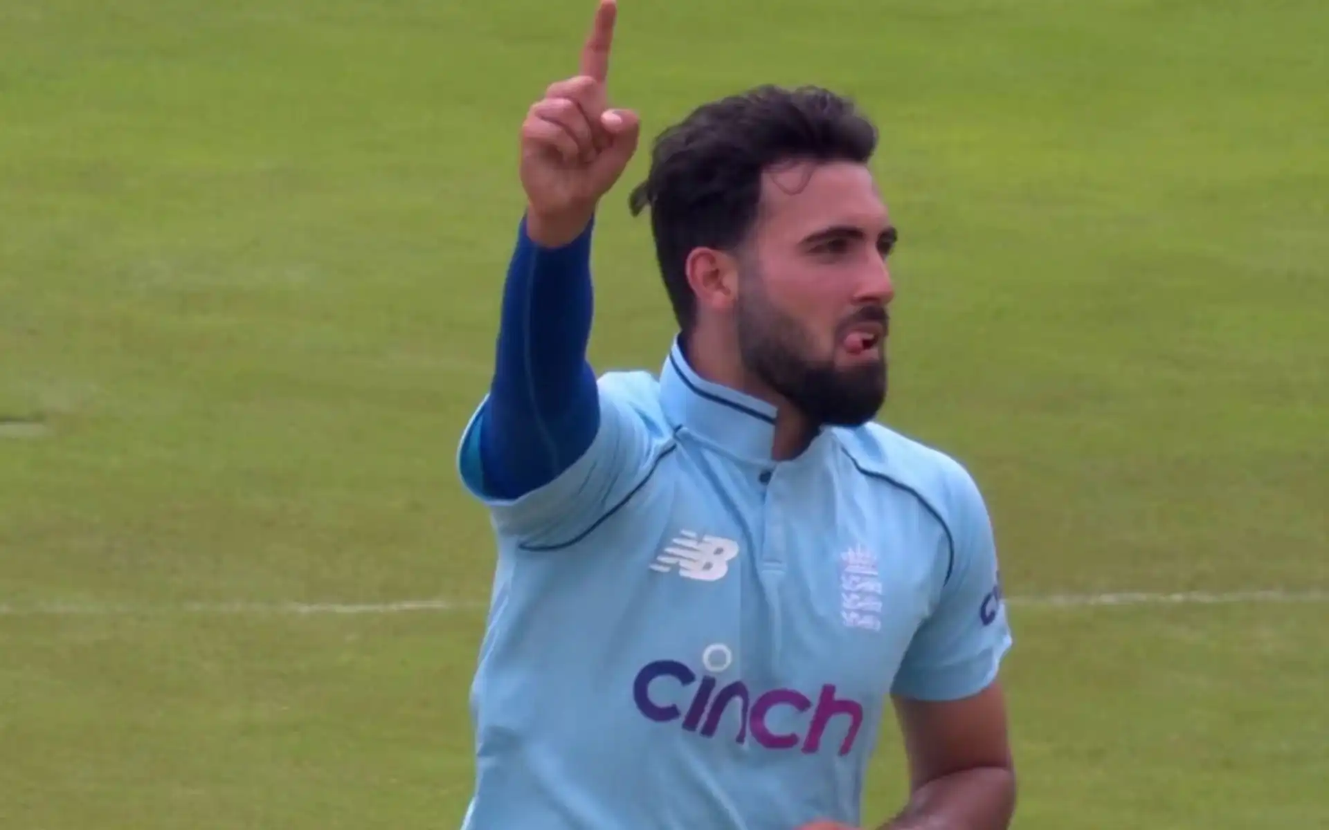 England pacer Saqib Mahmood (Source: @CricCrazyJohns/X.com)