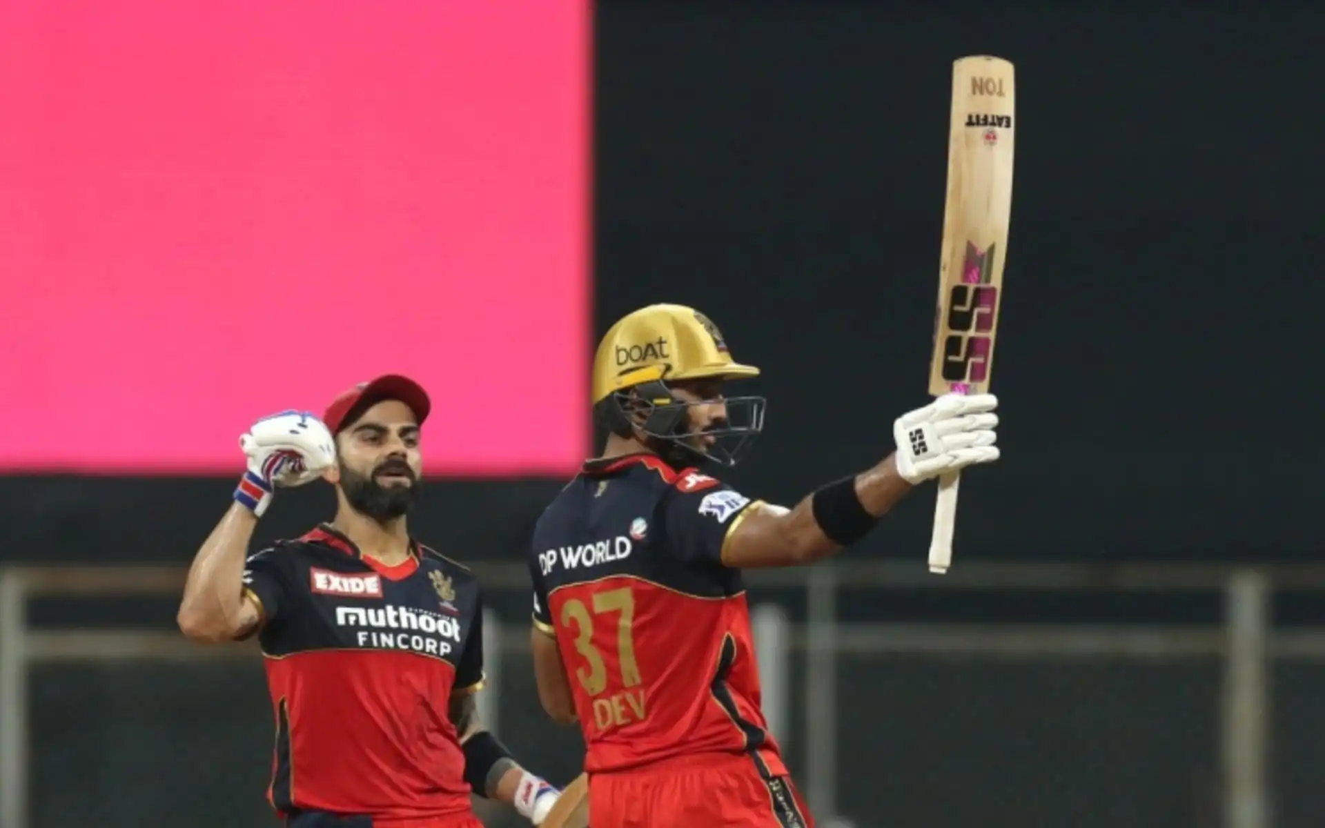 Devdutt Padikkal and Virat Kohli in IPL 2021 (Source: @OneCricketApp/X.com)