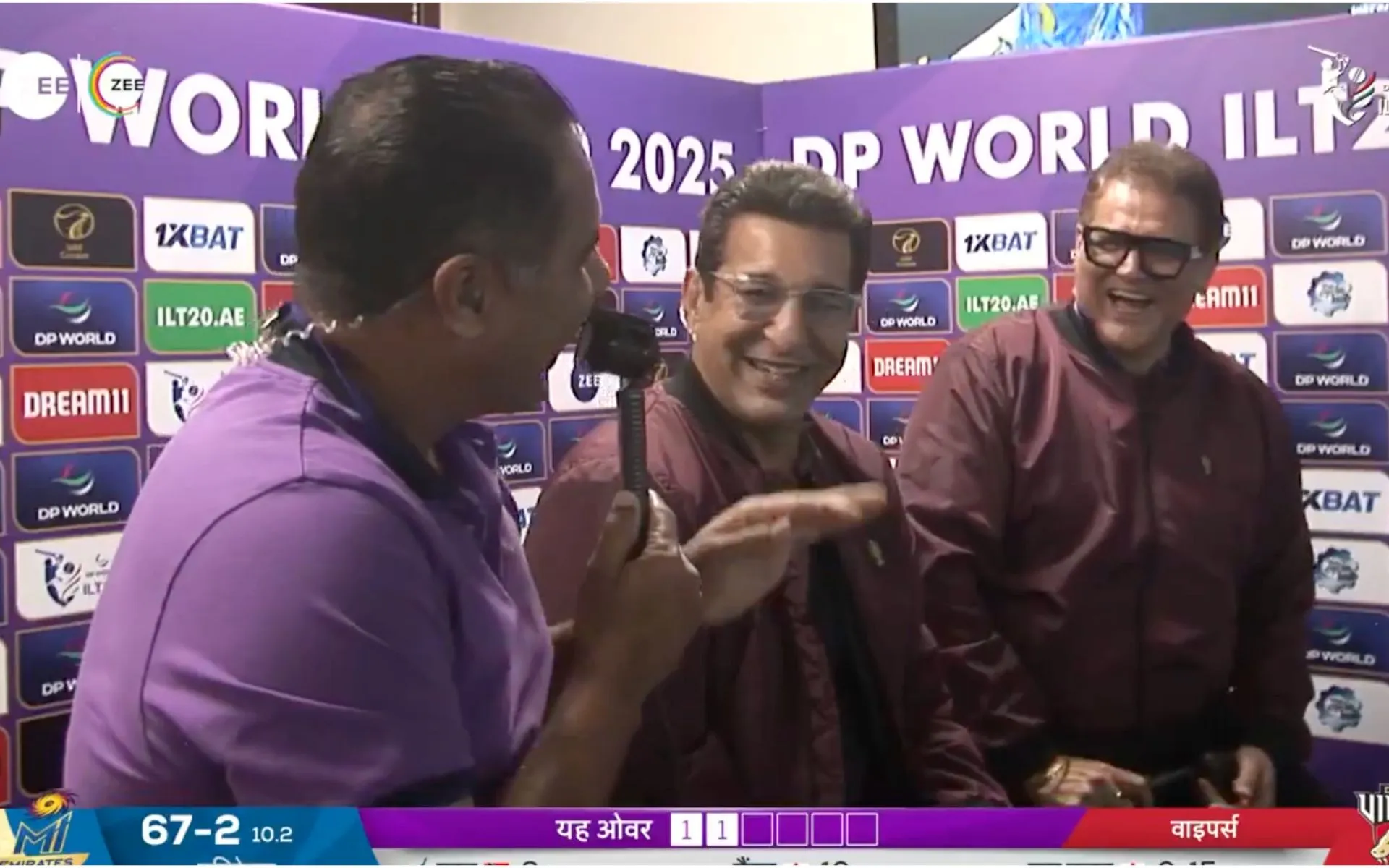 Wasim, Waqar with Vivek Razdan [Source: @ilt20onzee/X]