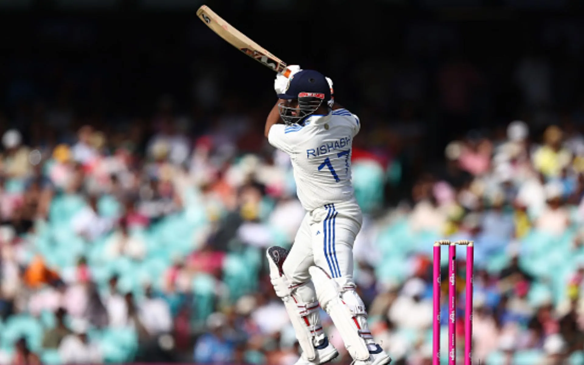 Rishabh Pant Falls- (Source:@Johns/X.com)