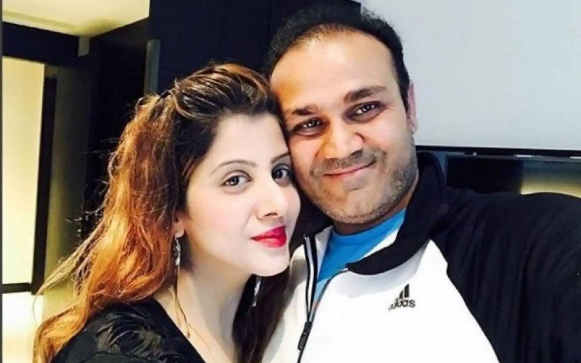 Sehwag and Aarti heading towards divorce? [Source: @MogaliReports/X.Com]
