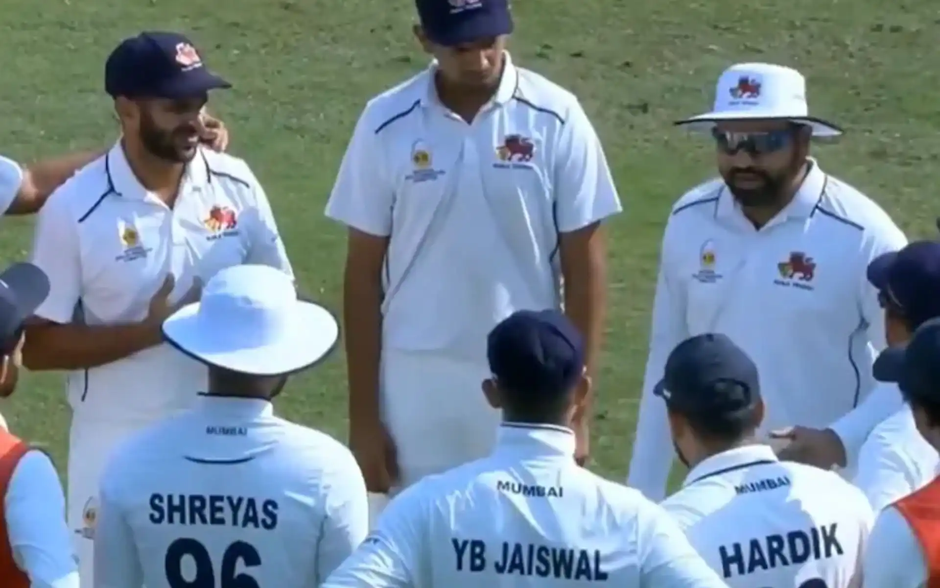 Rohit Sharma's Motivating Team Talk To Teammates [Source: @CricCrazyJohns/X.com]