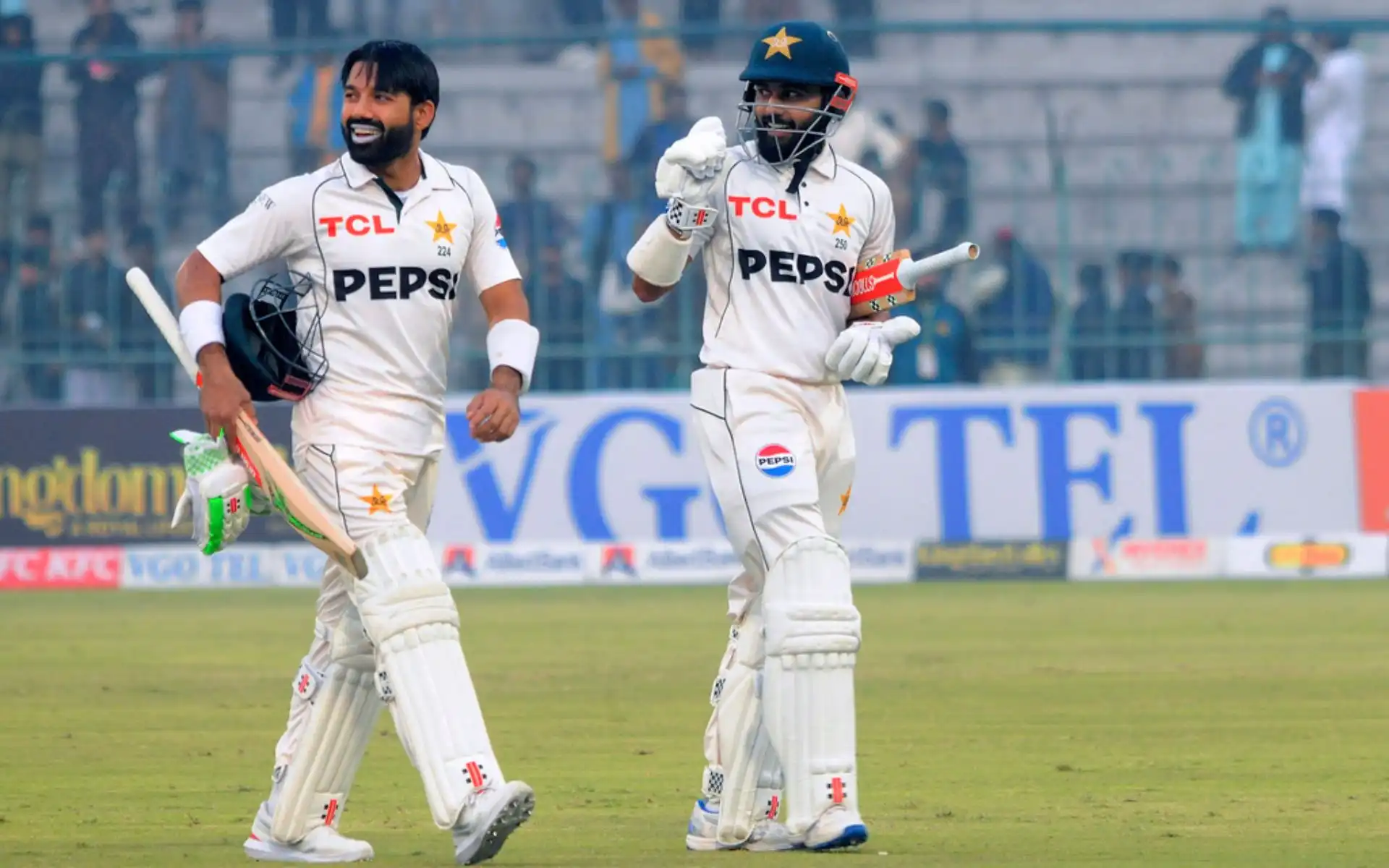 Pakistan need Rizwan to deliver on day 3 of 2nd Test (Source: AP Photos)