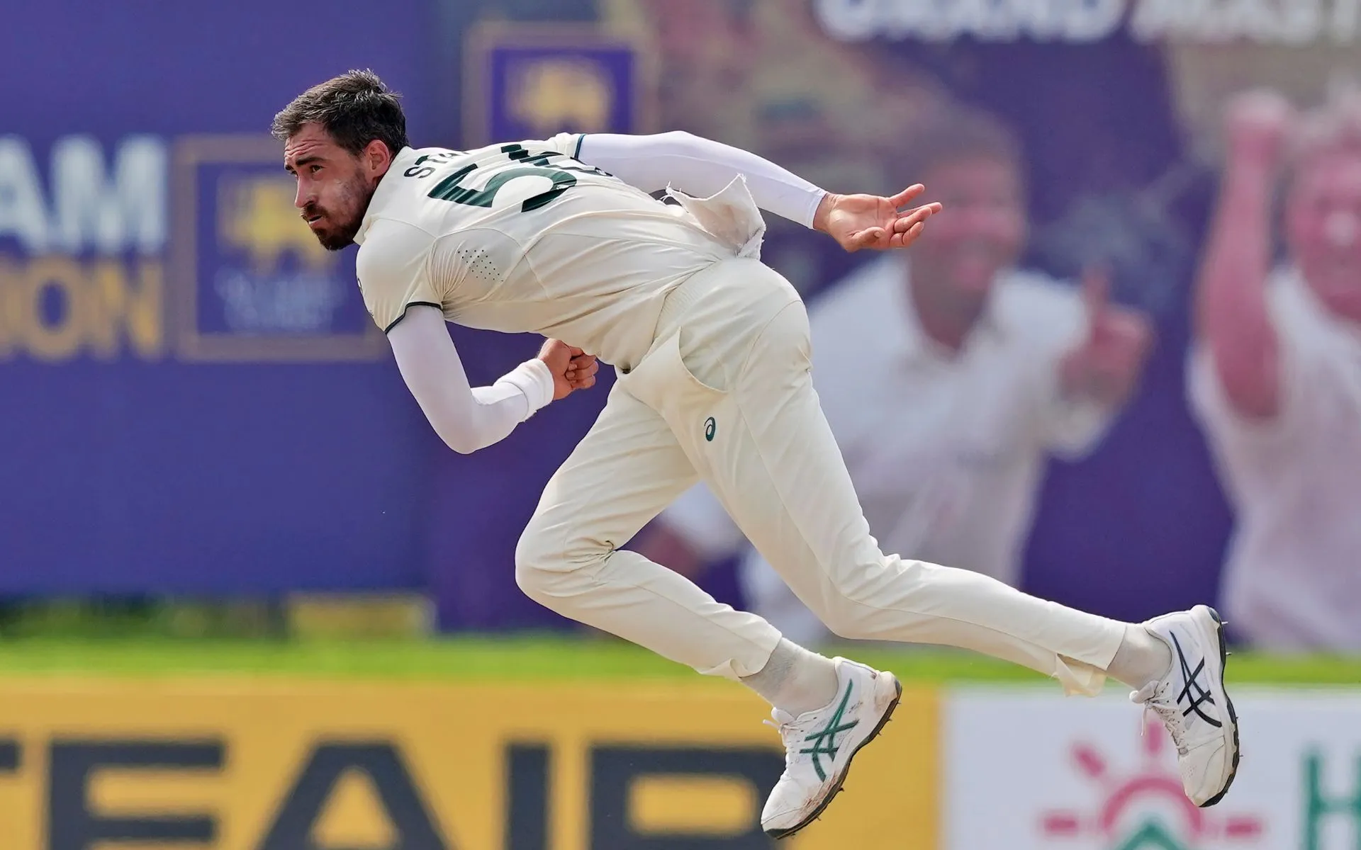 Australian Bowlers With 700+ Wickets In International Cricket [Source: AP Photos]