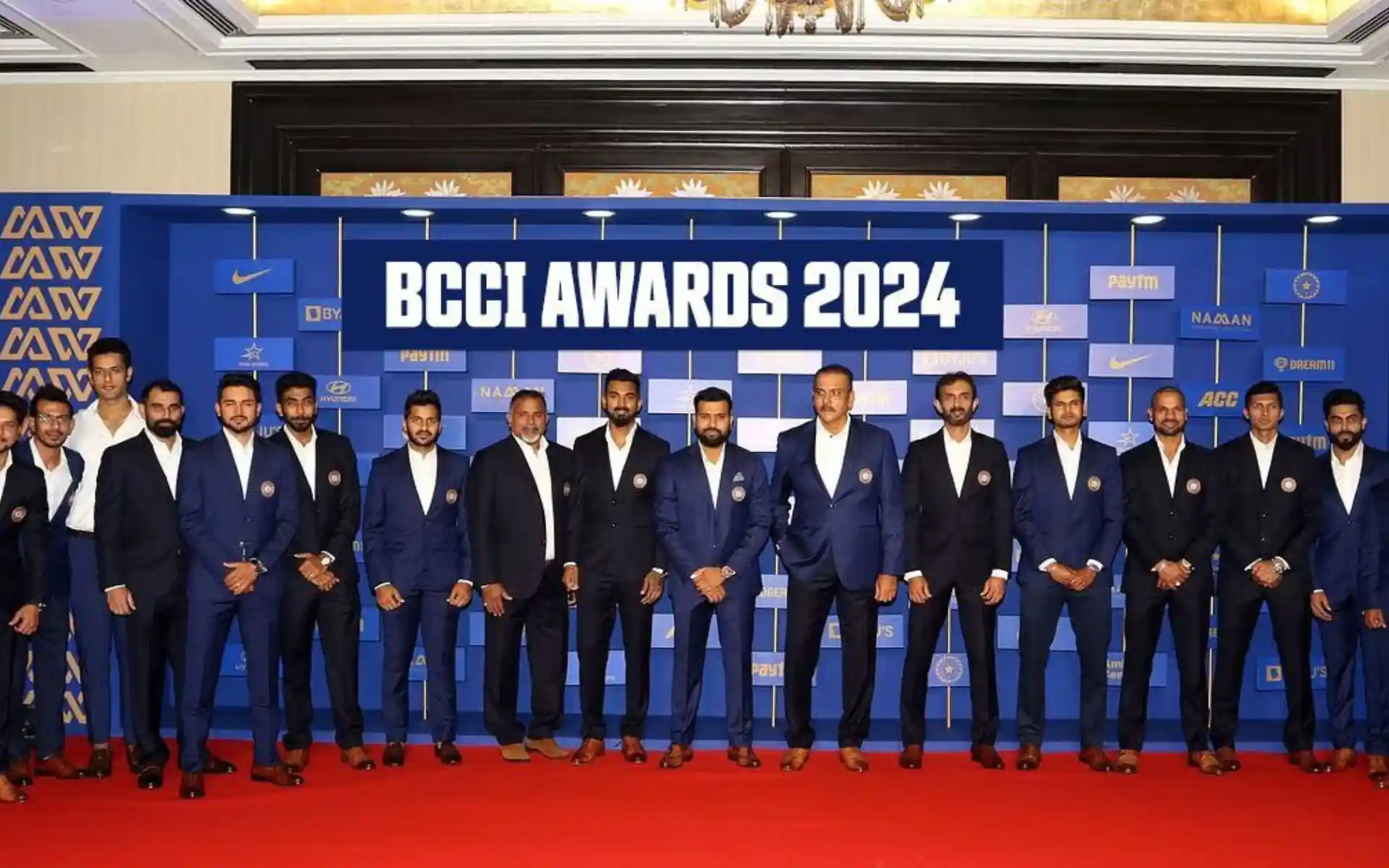 BCCI पुरस्कार 2024 की फाइल फोटो [Source: @mufaddal_vohra/x]