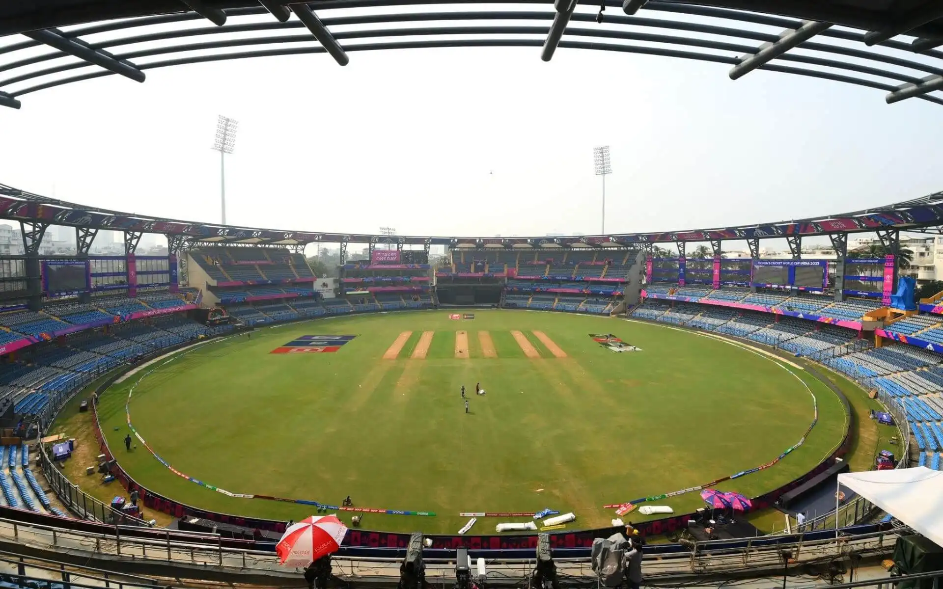 Wankhede Stadium, Mumbai [Source: @mufaddal_vohra/X]