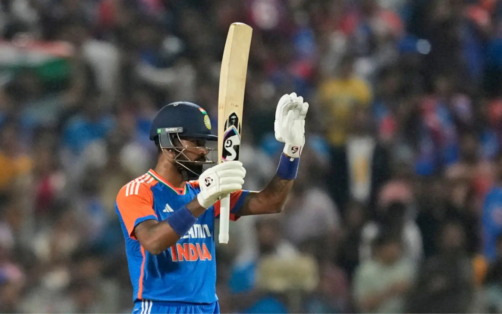 Pandya can break two elite records of Rohit Sharma [Source: AP]