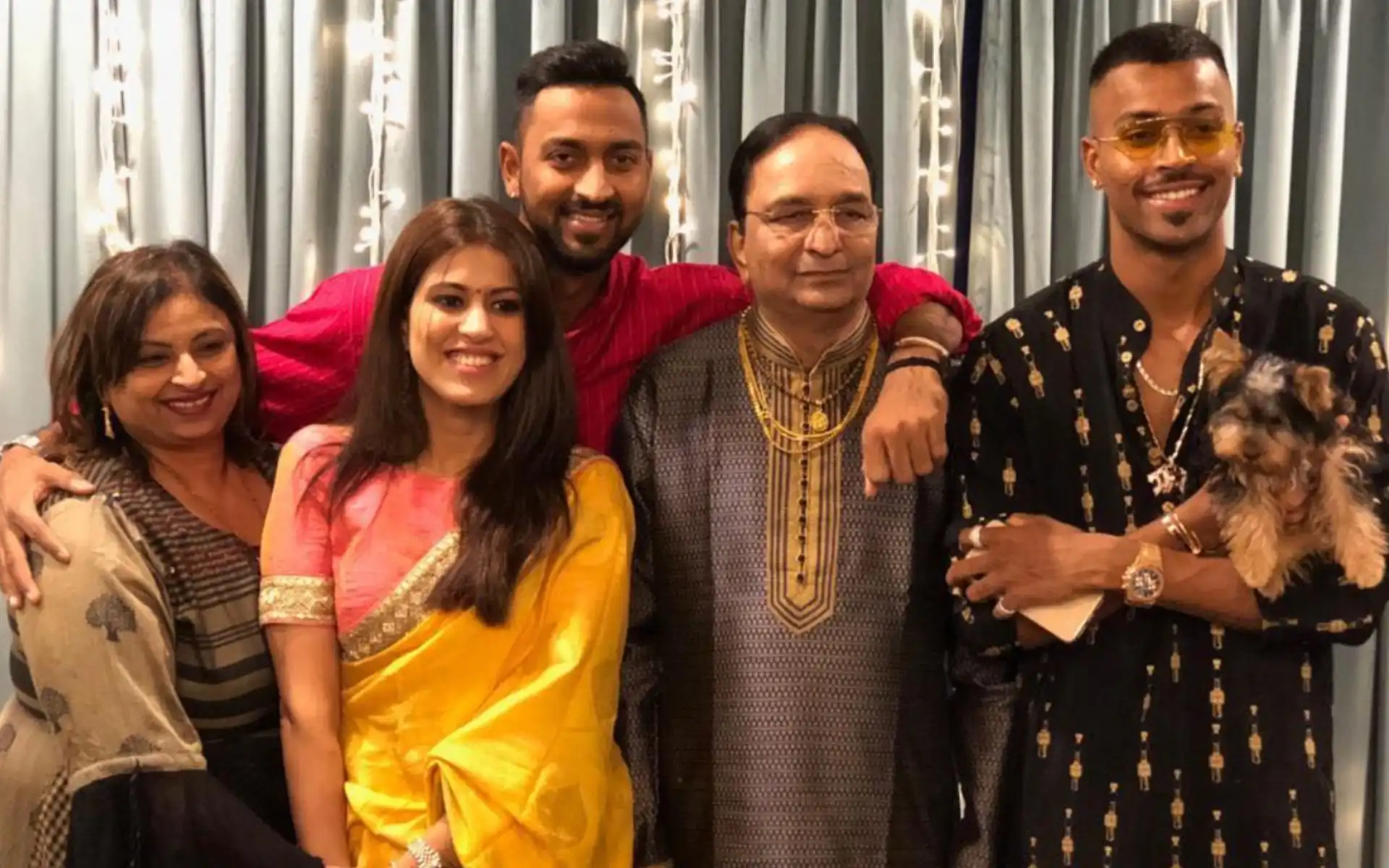 Hardik Pandya Family