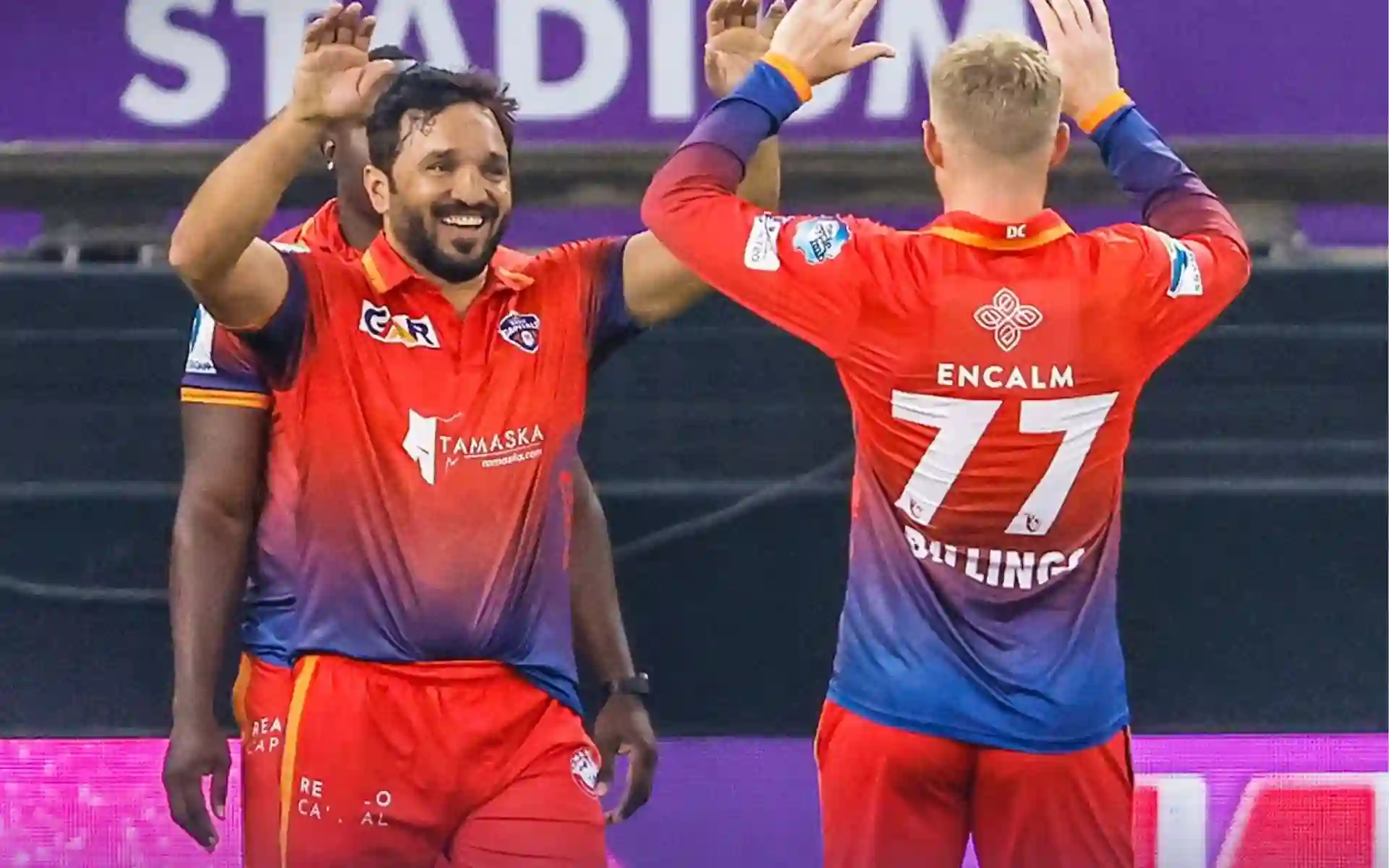 ILT20 2025 Vipers vs Capitals Highlights: Gulbadin Naib Stars In Dramatic Victory As Capitals Barge Into The Finals