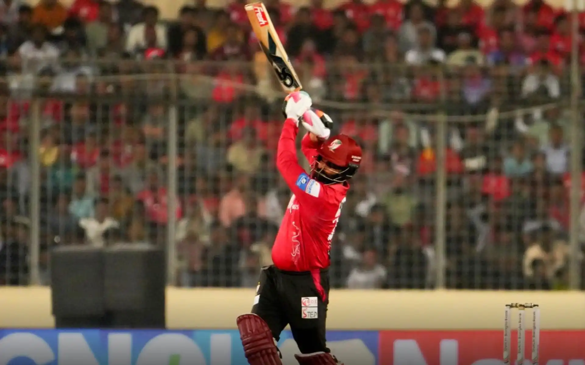 Tamim Iqbal in action during the BPL 2024-25 final [Source: @BCBtigers/x]