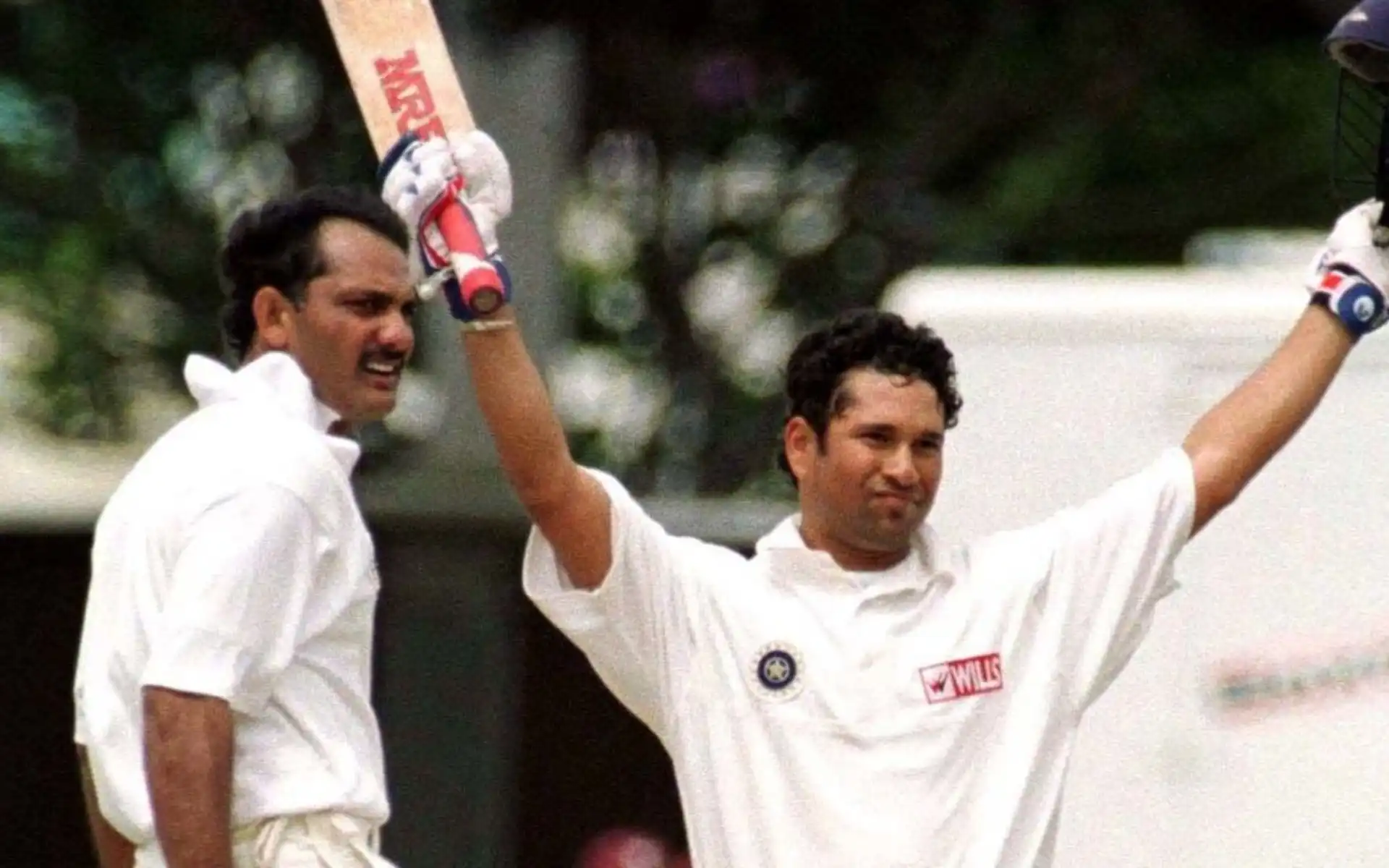 4. 221 – Mohammad Azharuddin & Sachin Tendulkar (India), Colombo, 1997 [Source: Reuters]