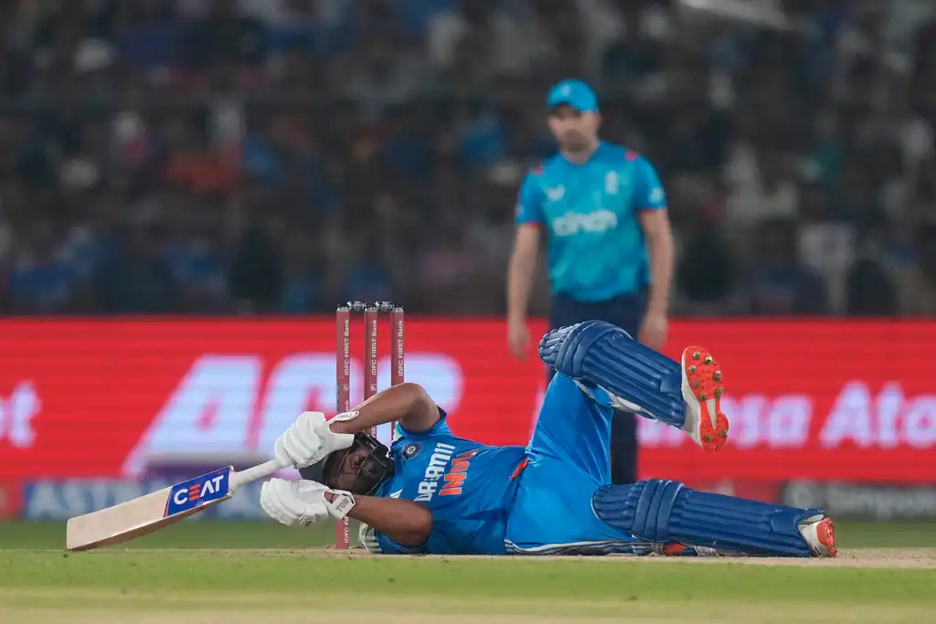 India Vs England match stopped [Source: AP Photo]
