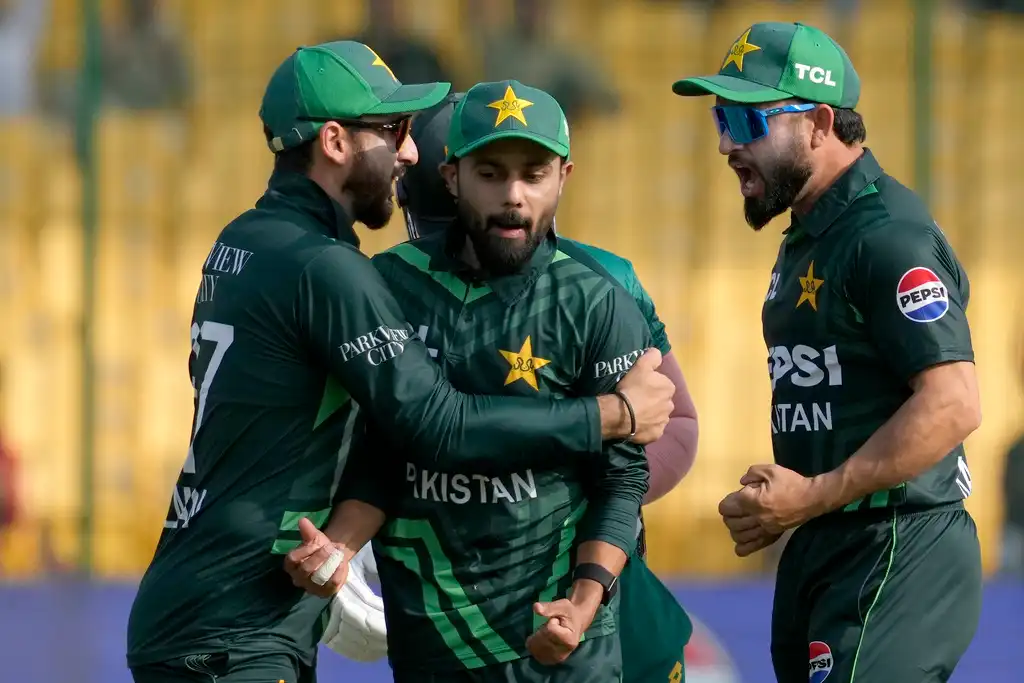 Pakistan cricket team (Source: AP Photos)
