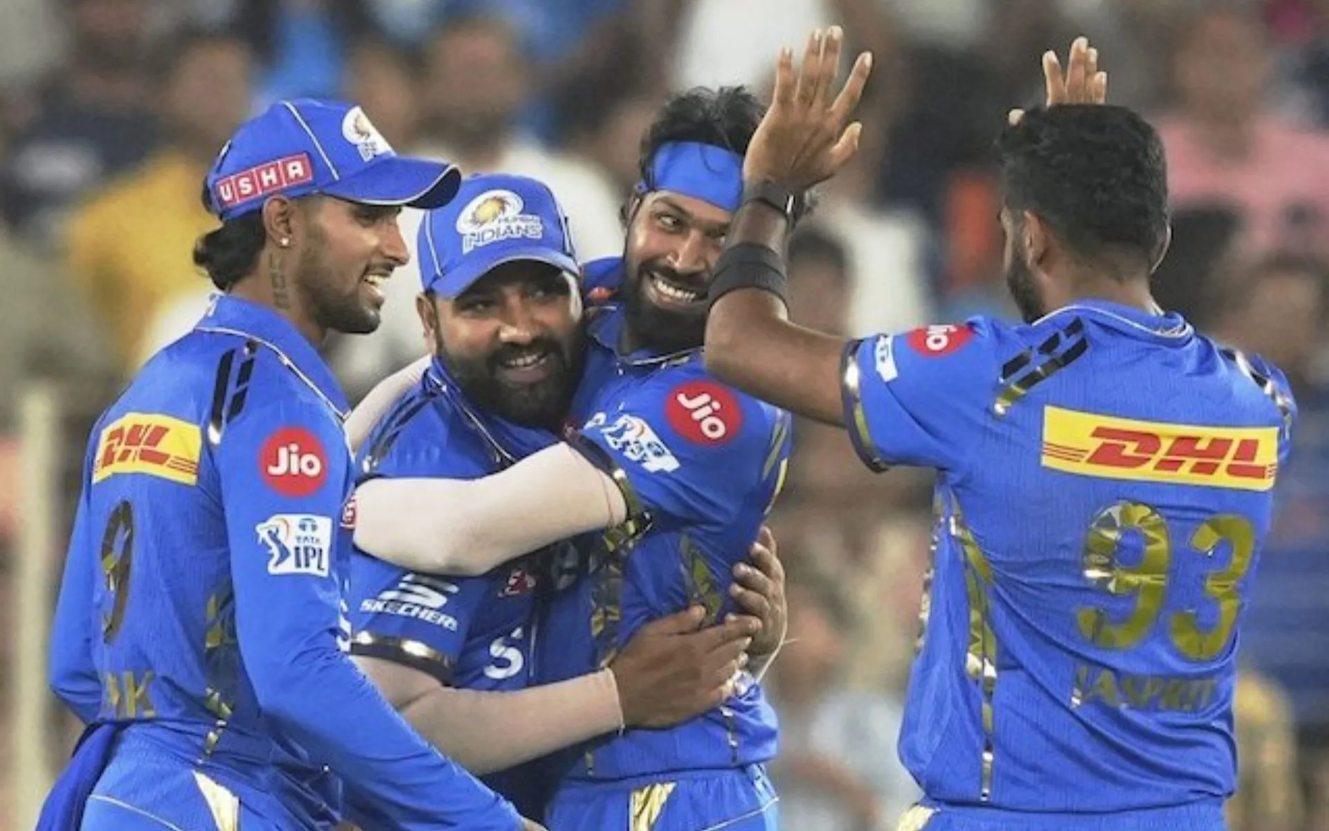 Aakash Chopra Lashes Out At MI's IPL 2025 Schedule (Source: @ImTanujSingh/x.com) 