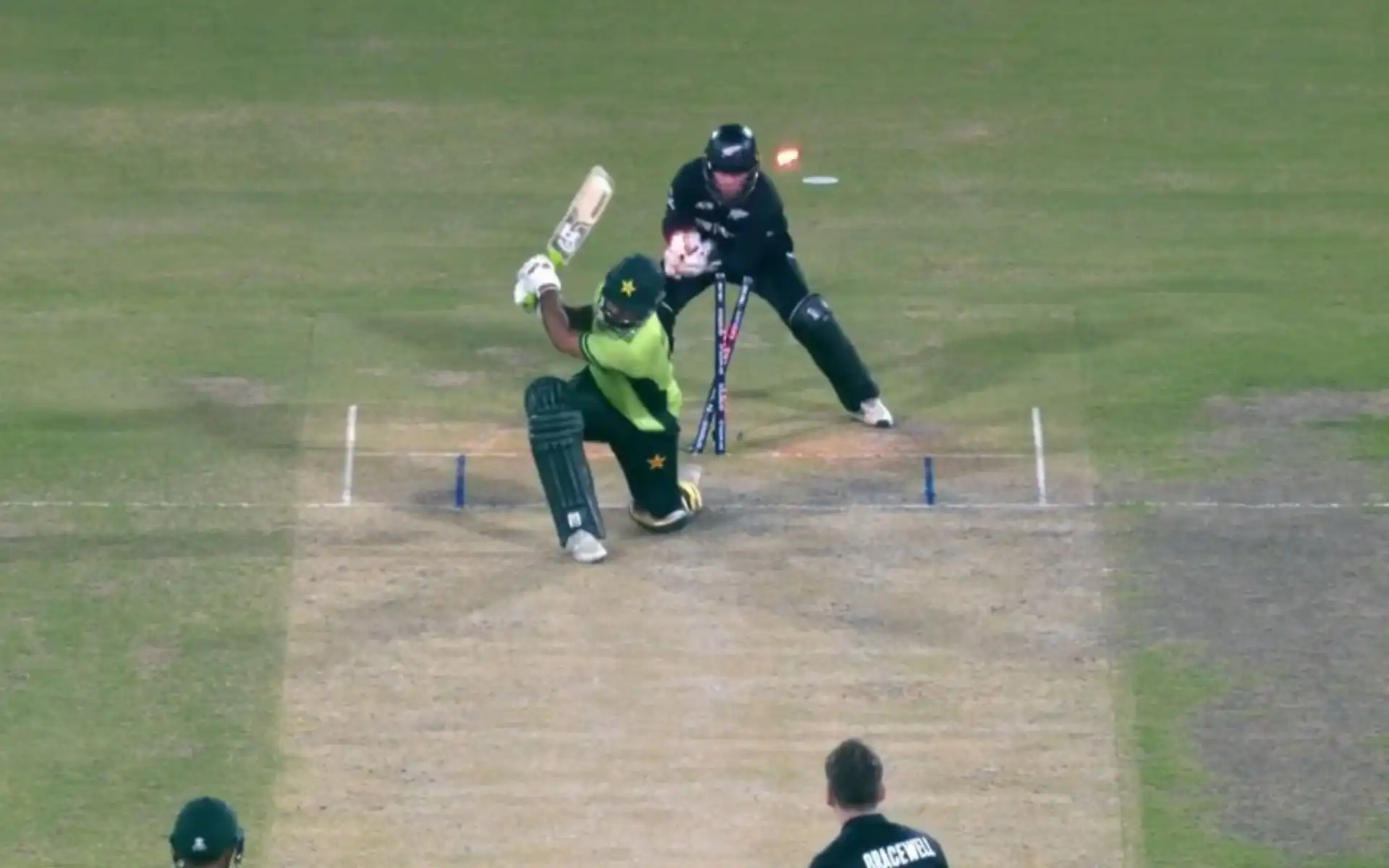 Fakhar Zaman's wicket (Source: @_FaridKhan/X)