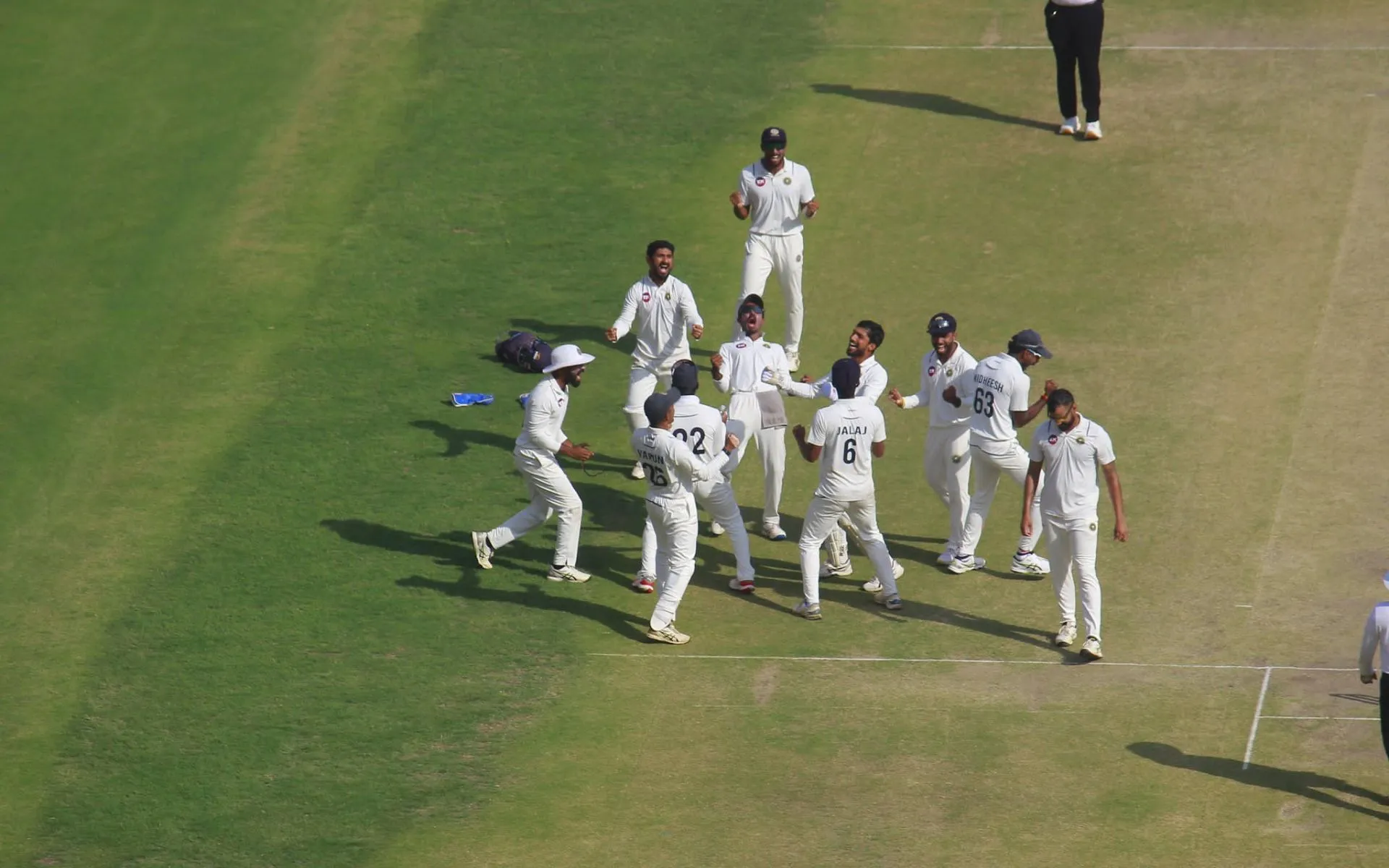 Kerala defeats Gujarat (Source:@AdhirajHJadeja,x.com)