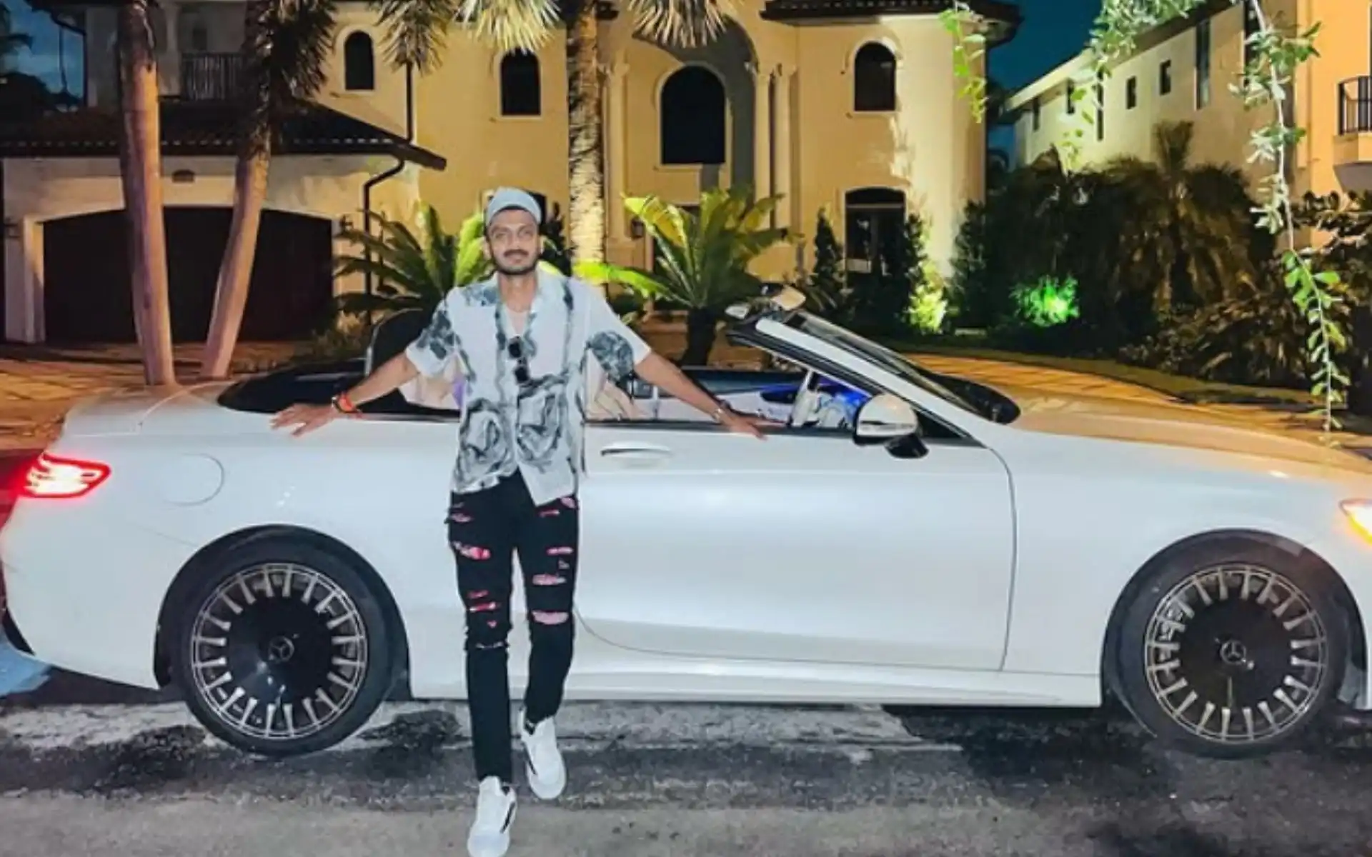 Axar Patel’s Cars [Source: @akshar.patel/instagram.com]