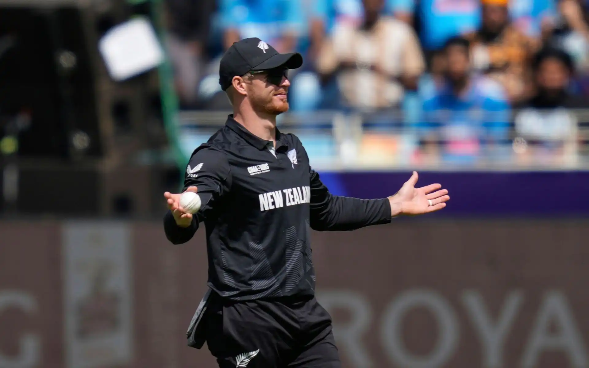 Glenn Phillips reaction (Source: AP Photos)