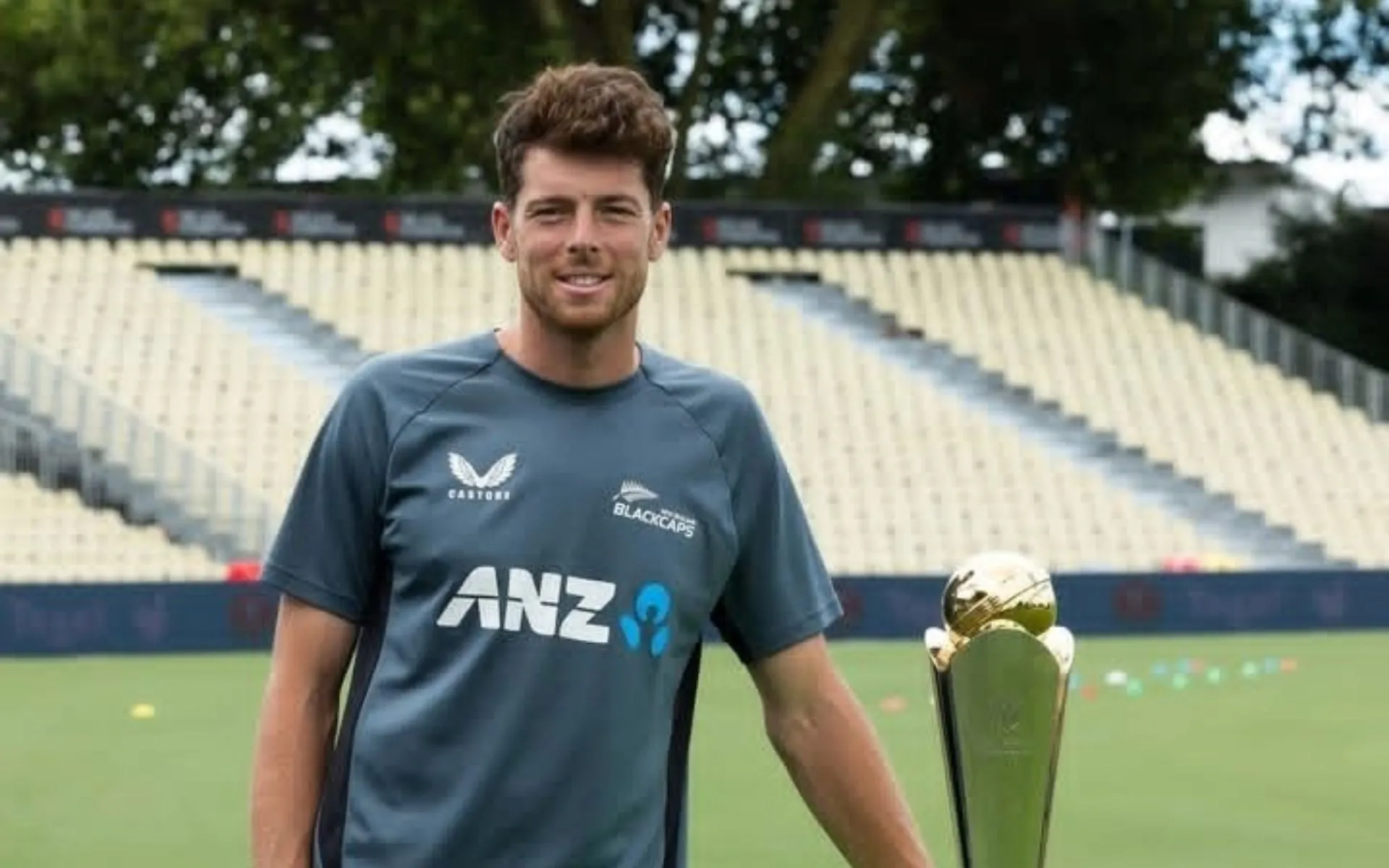 Mitchell Santner Warns Team India (Source: @CallMeSheri1/x.com)