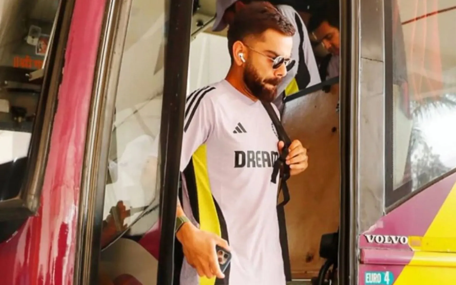 Virat Kohli - (Source:@Rushiii12/X.com)