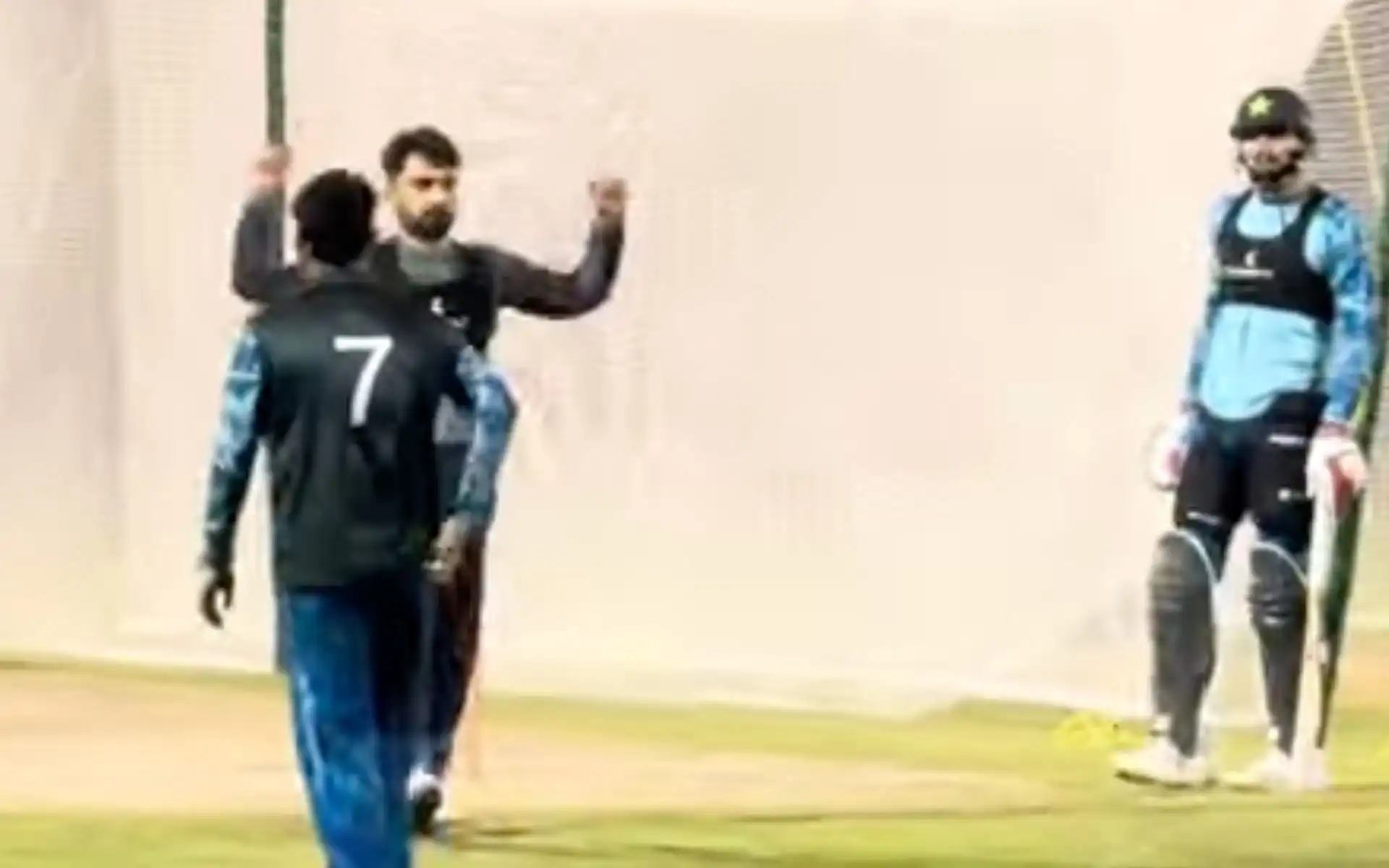 Salman Ali Agha's banter with Shadab Khan (Source:@tehlkasports/YouTube)