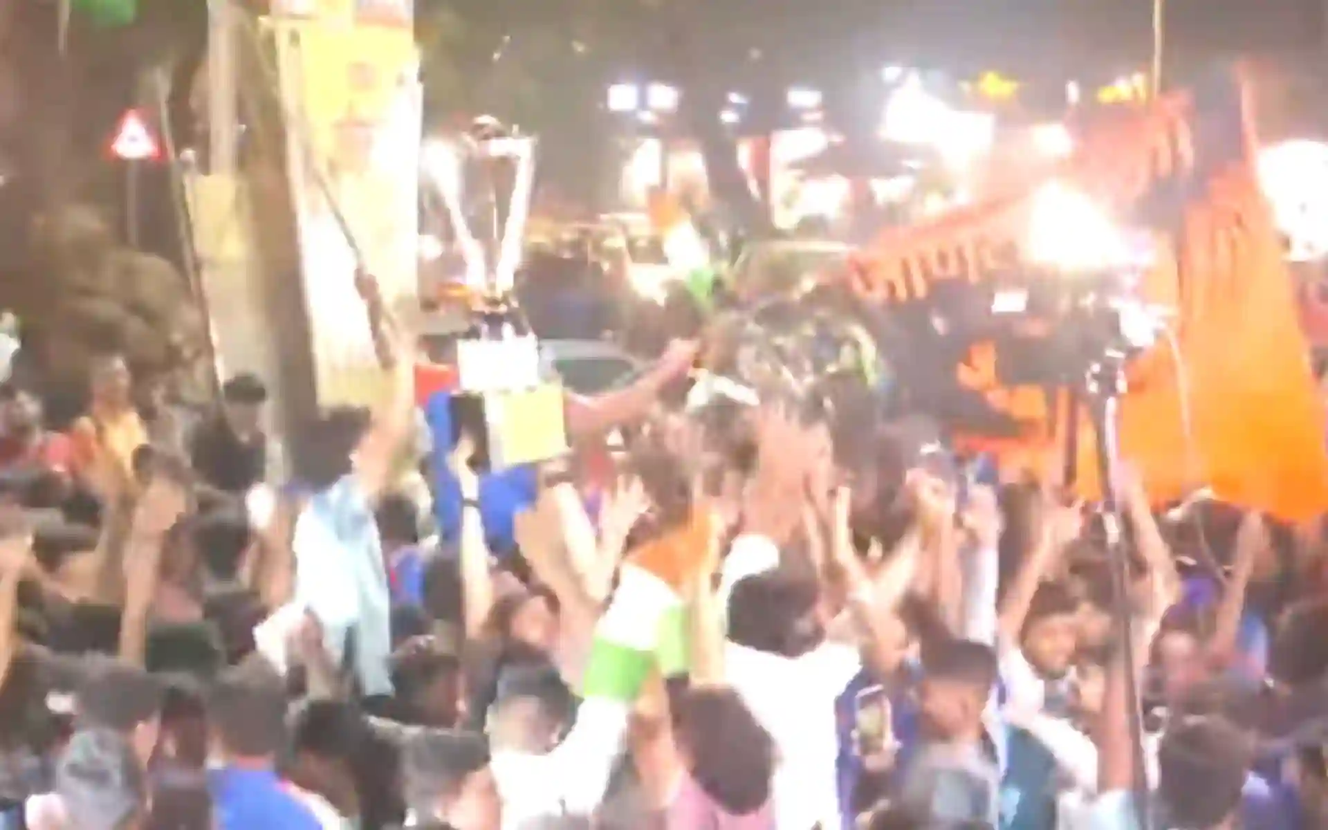 Mumbai crowd celebrate India's win [Source: @ANI/X.com]