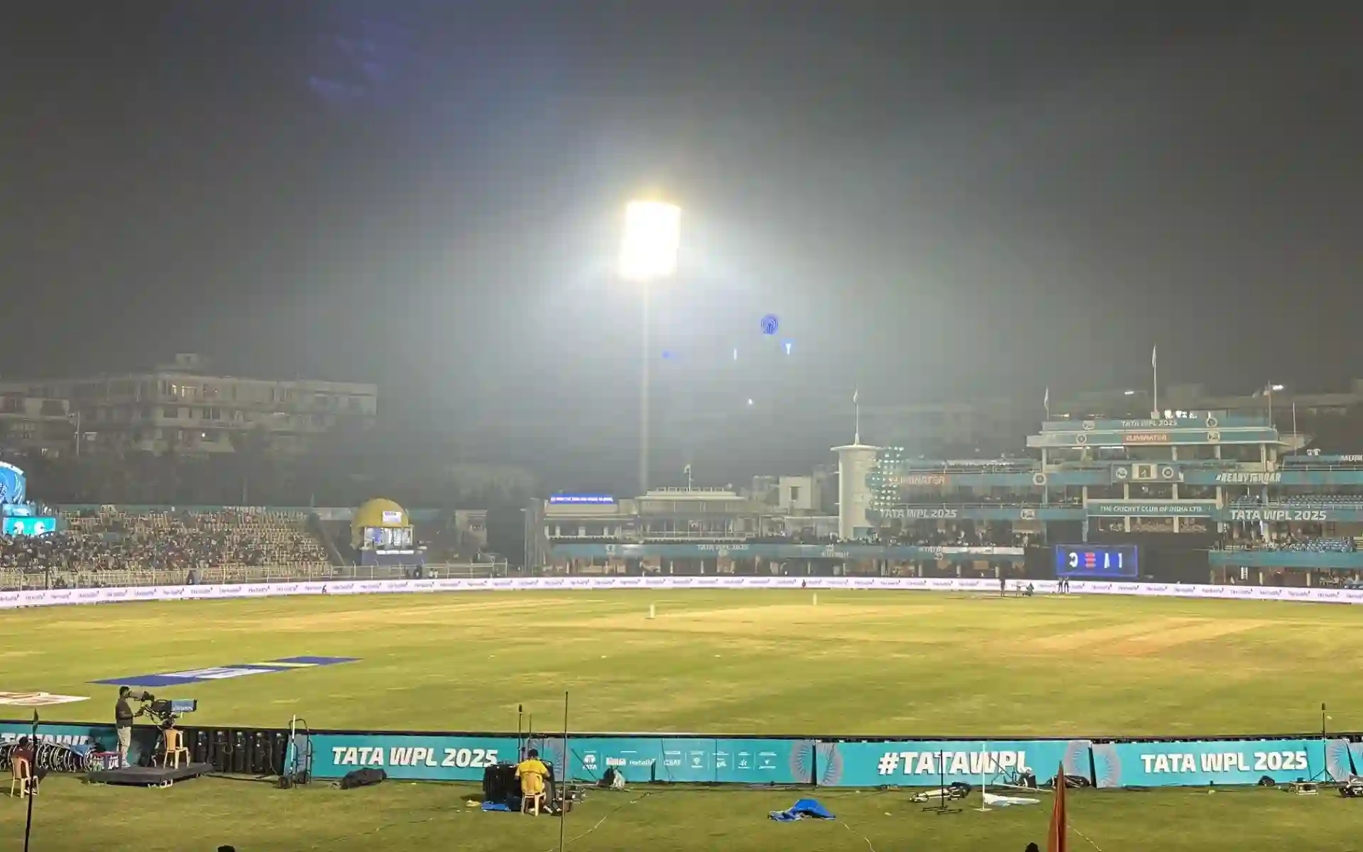Brabourne Stadium Weather Report Today For MI vs DC WPL Final 2025