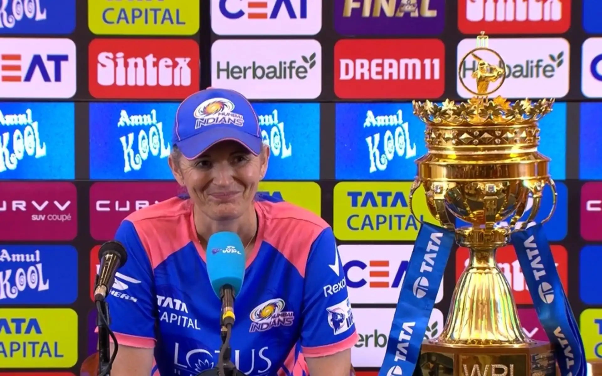MI coach Charlotte Edwards [Source: @Cricket_World/X.com]