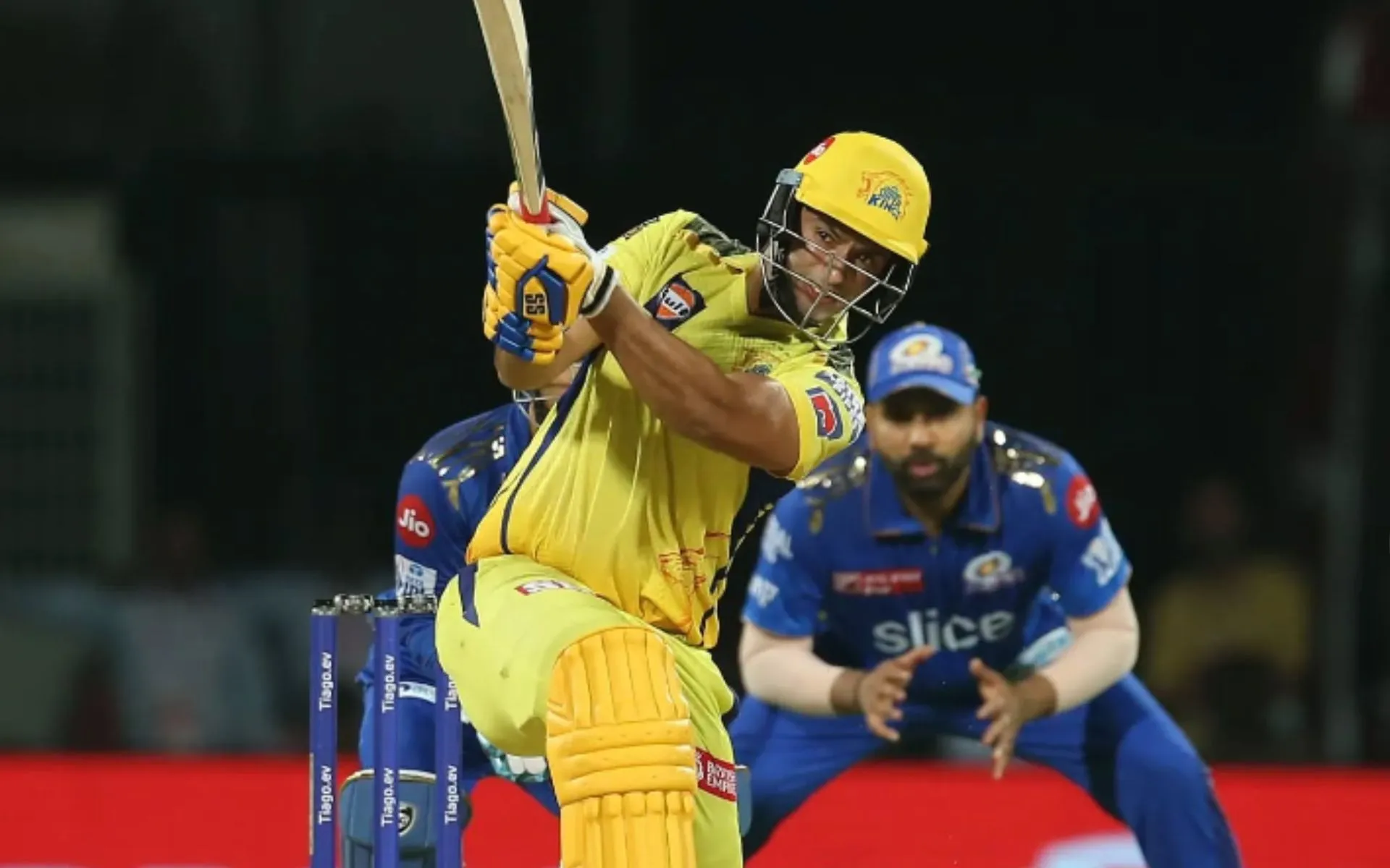 Shivam Dube is a crucial part of CSK squad for IPL 2025 [Source: @dubeshivam/instagram.com]