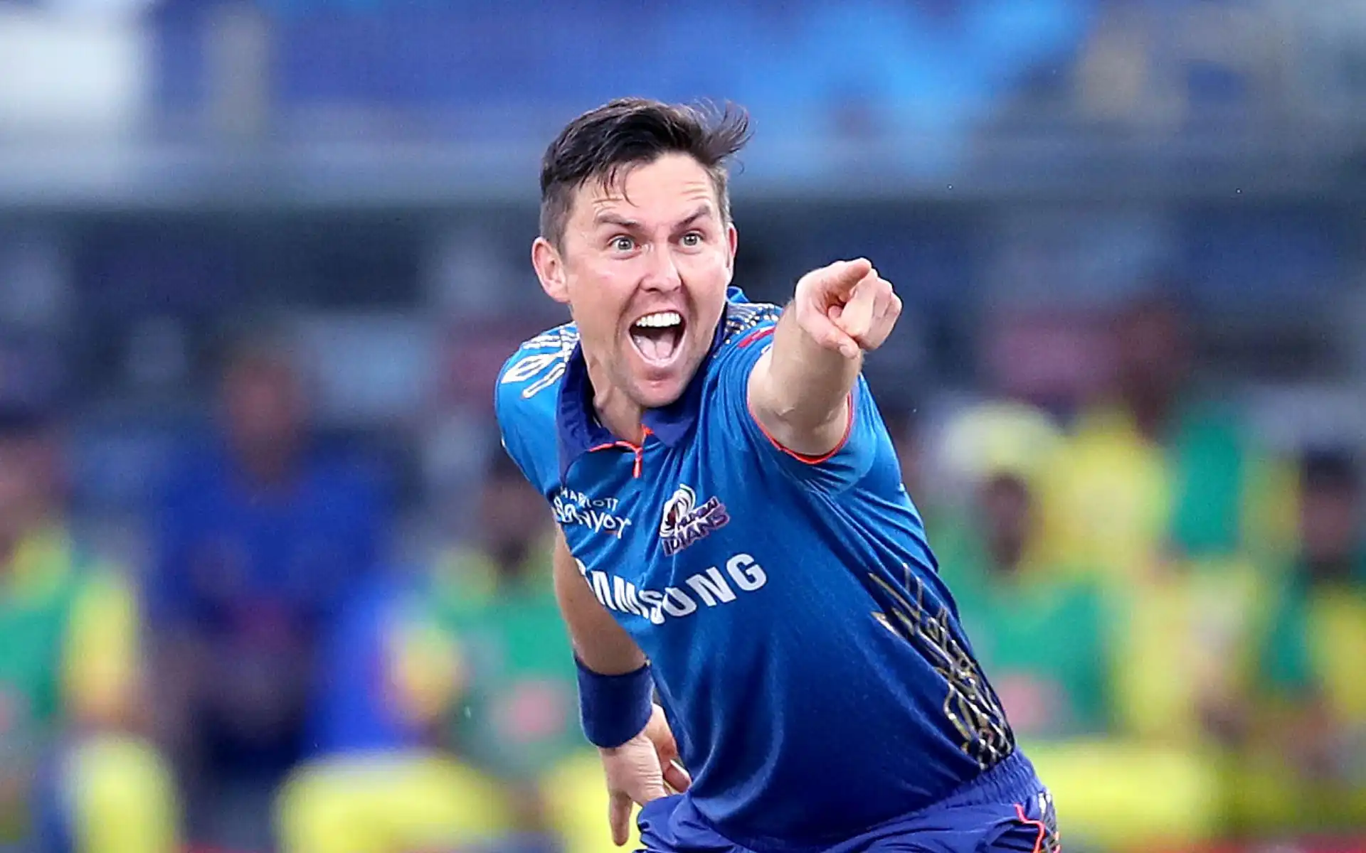 Trent Boult set to play IPL 2025 for MI [Source: @MIFansArmy/X.com]