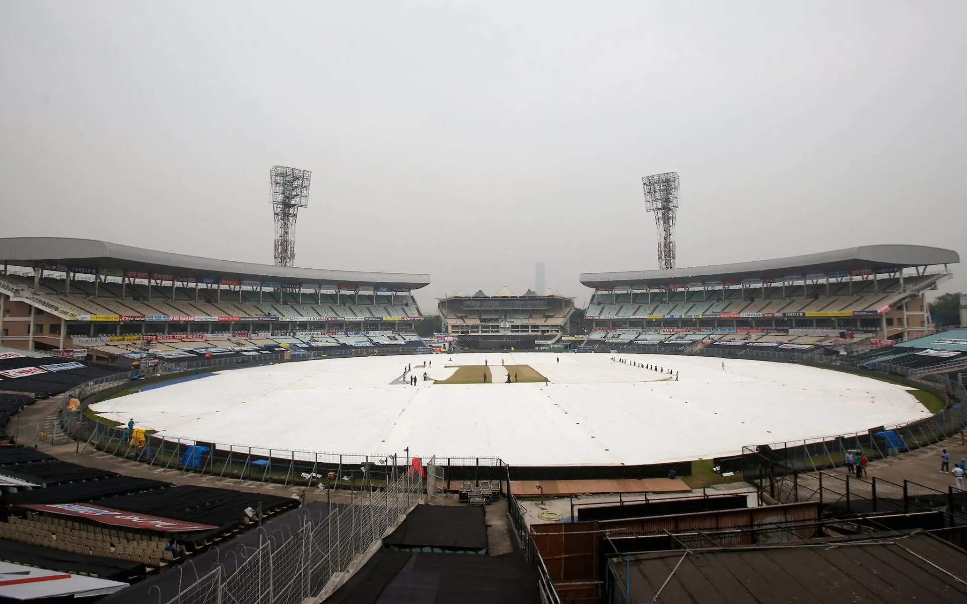 Eden Gardens weather update [Source: @mufaddal_vohra/X.com]