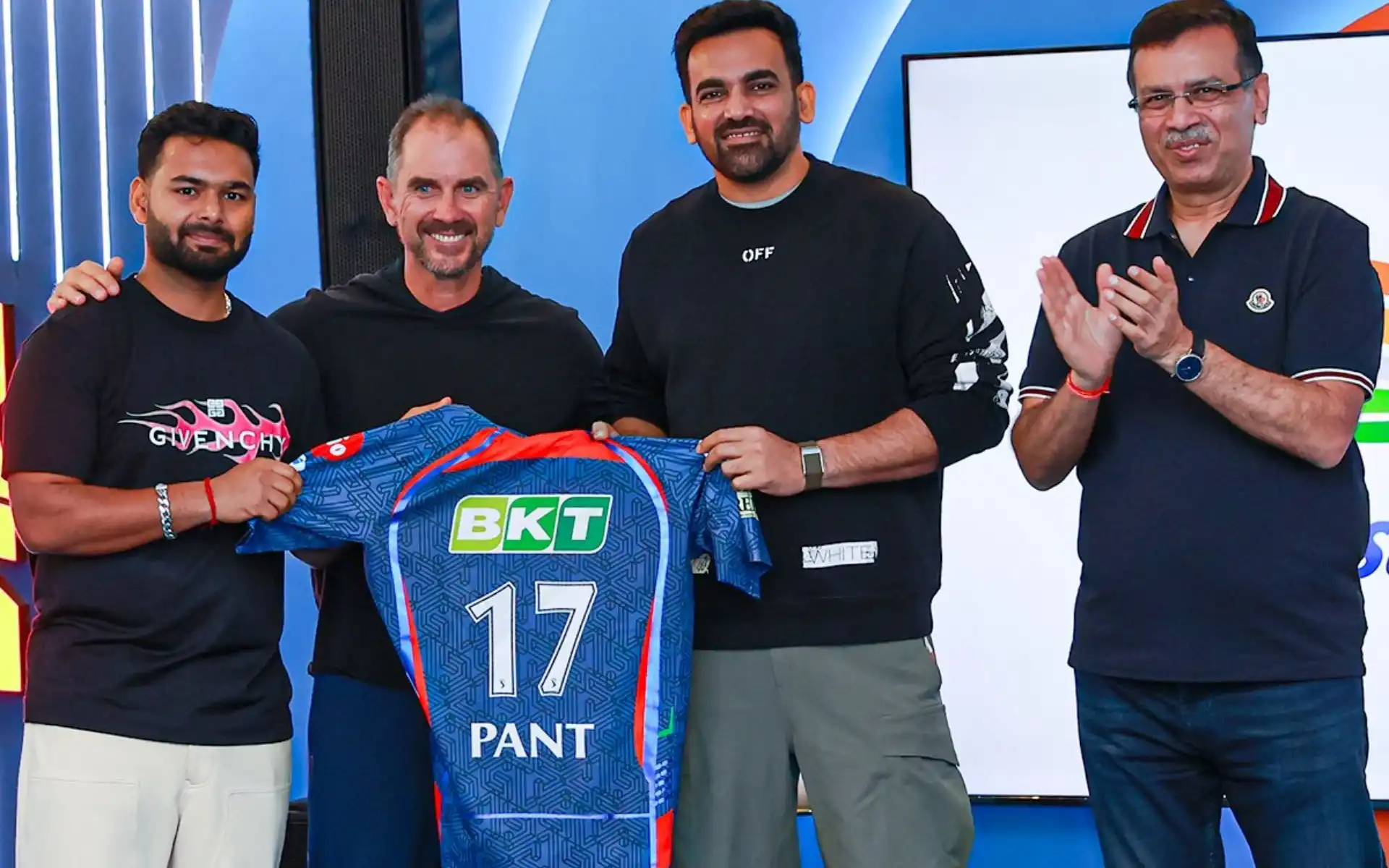 LSG Jersey 2025 [Source: @LucknowIPL/X.com]
