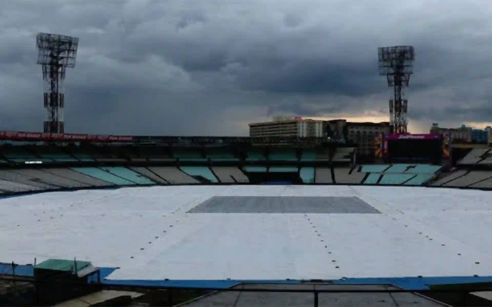 Kolkata weather updates [Source: @desisigma/X.com]
