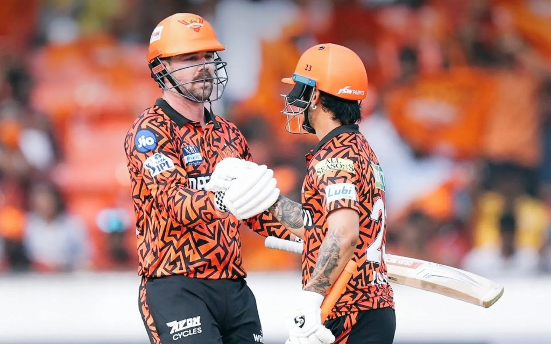 Travis Head And Ishan Kishan's Destructive Partnership (Source: @Retrograde2377/x.com)