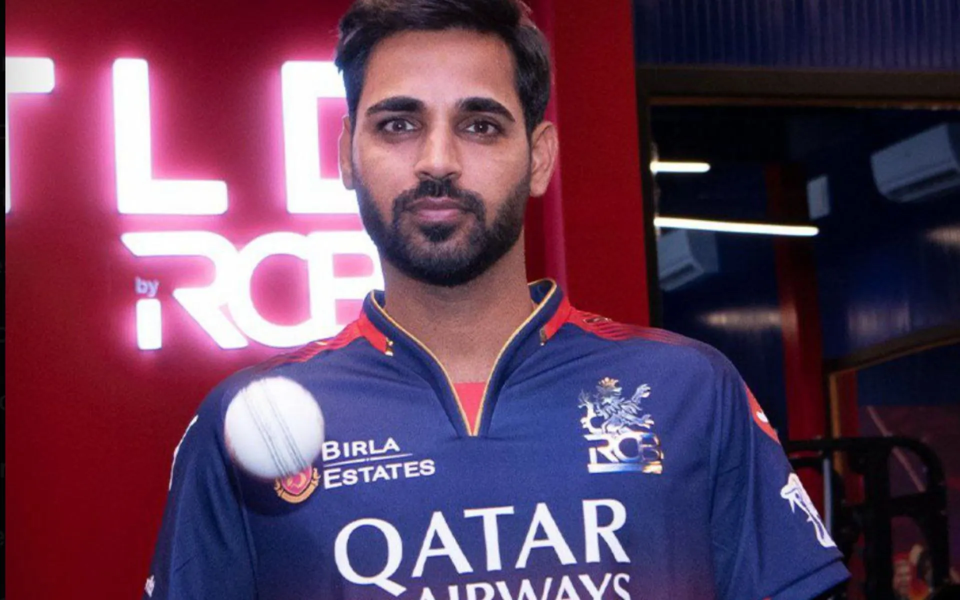 Which player has Bhuvi Kumar replaced? [Source: @mufaddal_vohra/X.com]