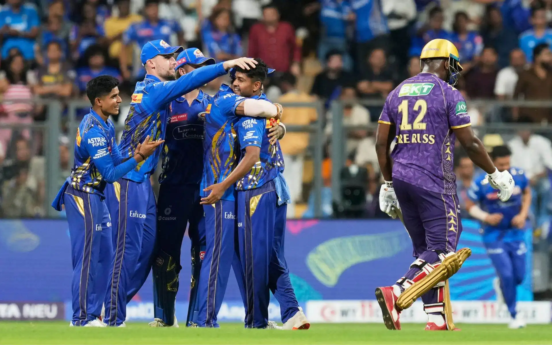 MI beats KKR in IPL 2025 [Source: AP Photos]