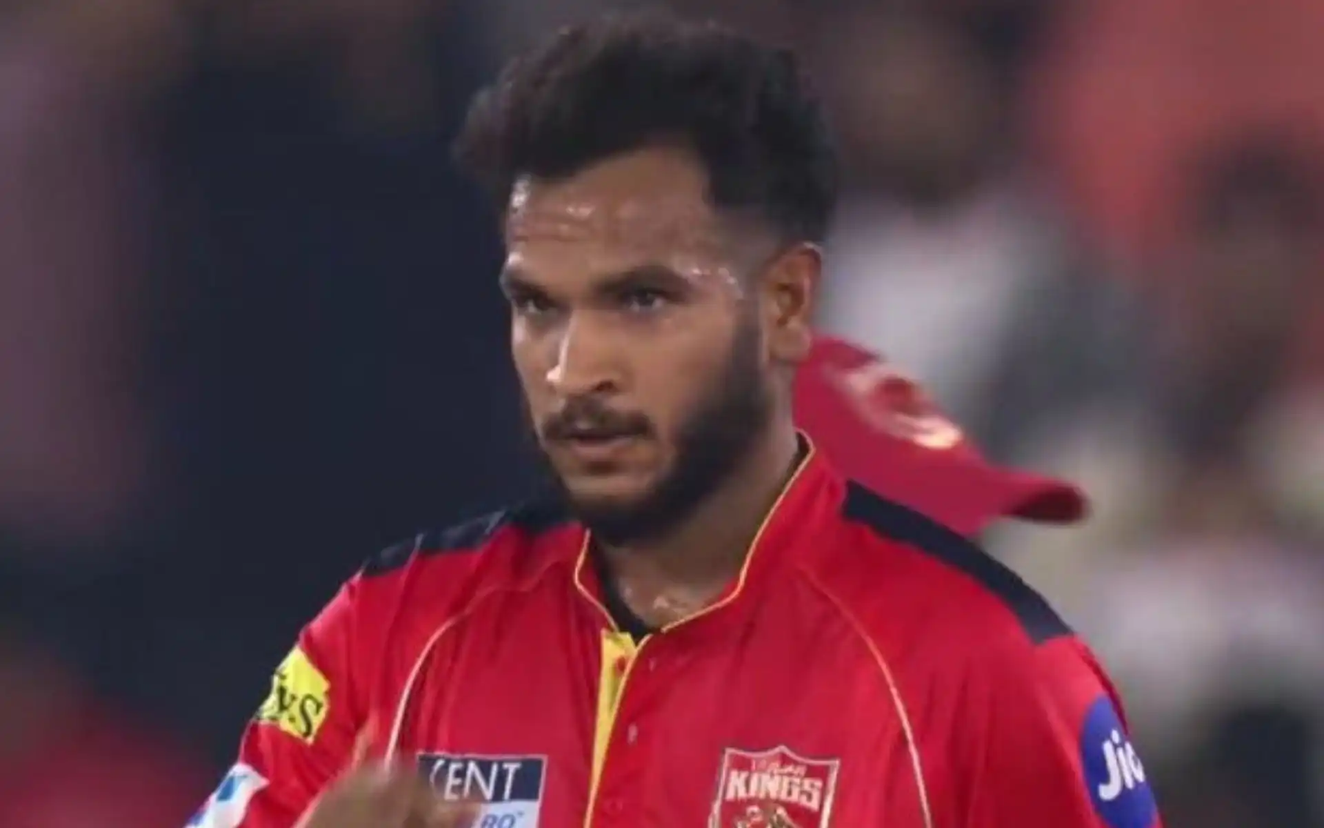 Why Is Vijaykumar Vyshak Not Playing vs Rishabh Pant's LSG?