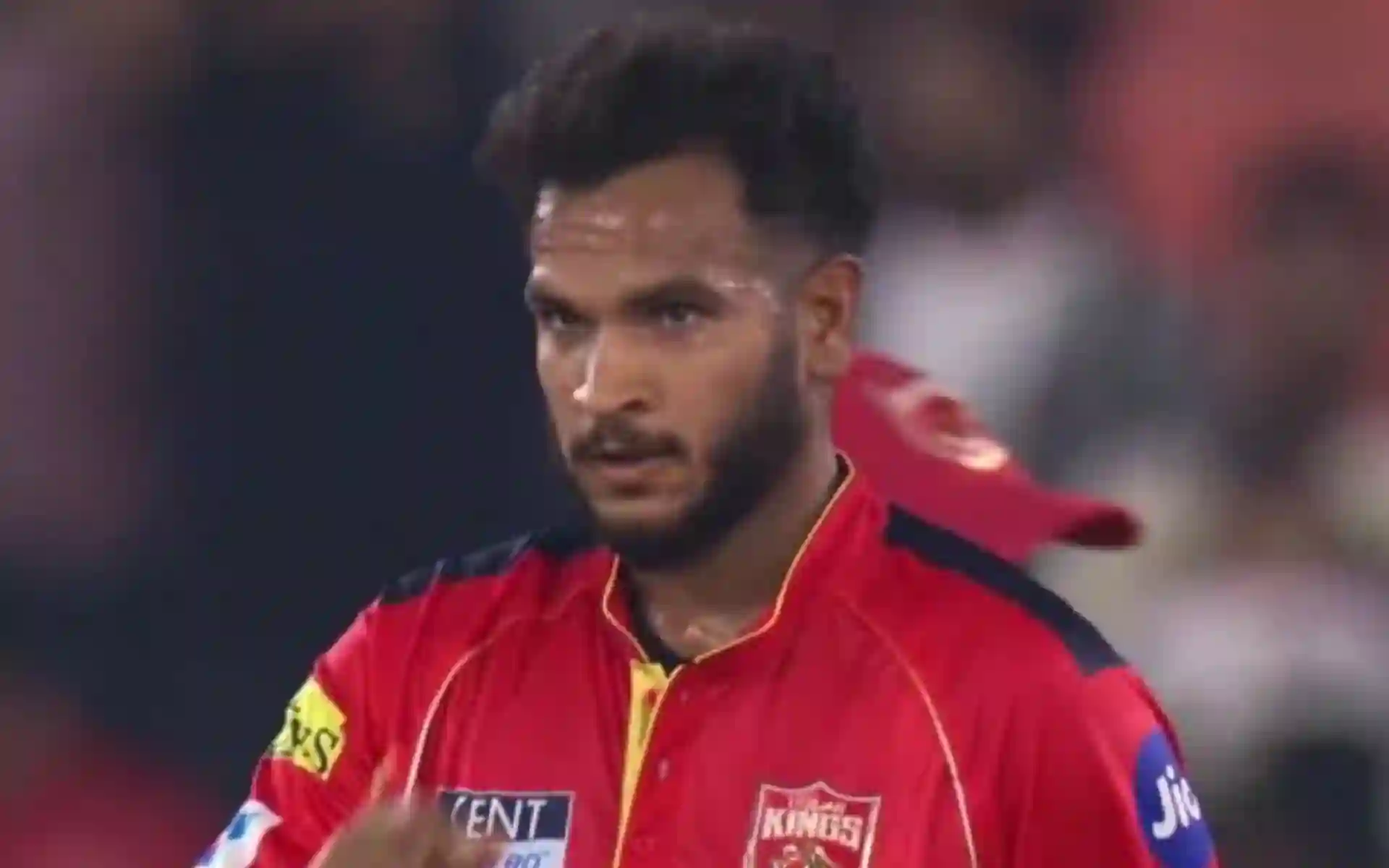 Why Is Vijaykumar Vyshak Not Playing vs Rishabh Pant's LSG?