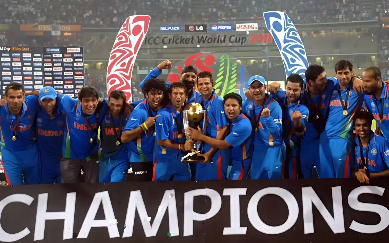 India lifts the World Cup [Source: @mufaddal_vohra/X]