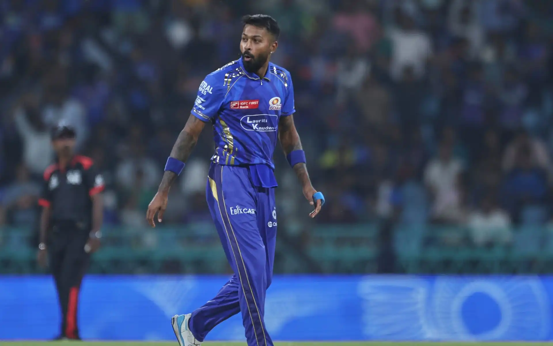 Hardik Pandya Creates History With First-Ever IPL Fifer During MI vs LSG Match