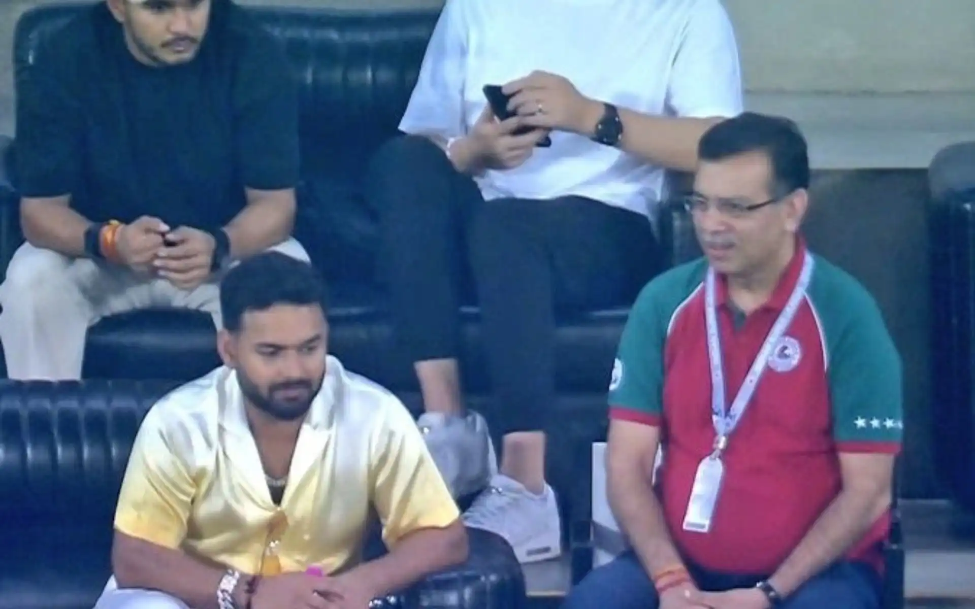 Rishabh Pant And Sanjeev Goenka Attend ISL Semi Final In Kolkata