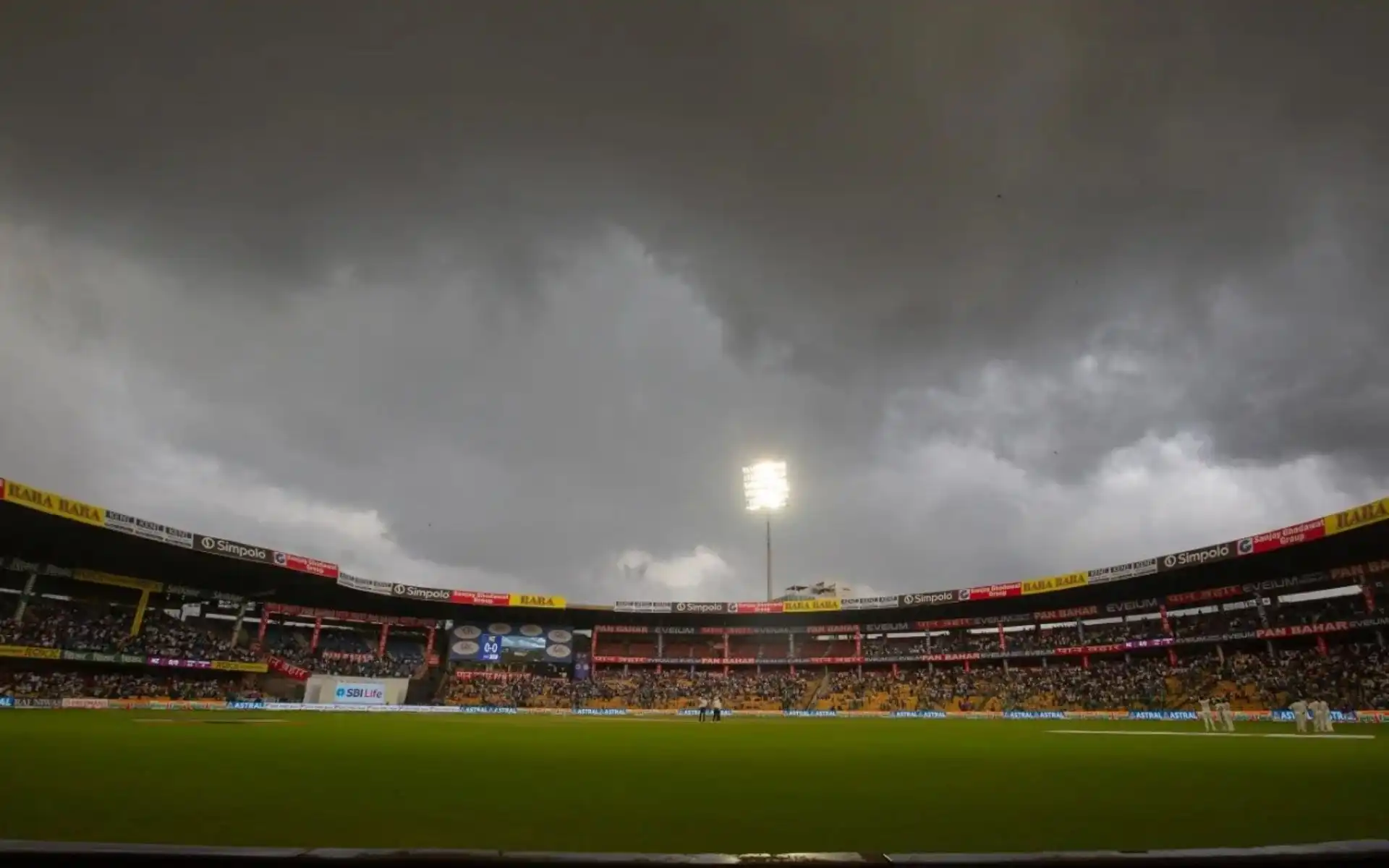 RCB vs DC IPL 2025 [Source: @ashishpant43/X.com]