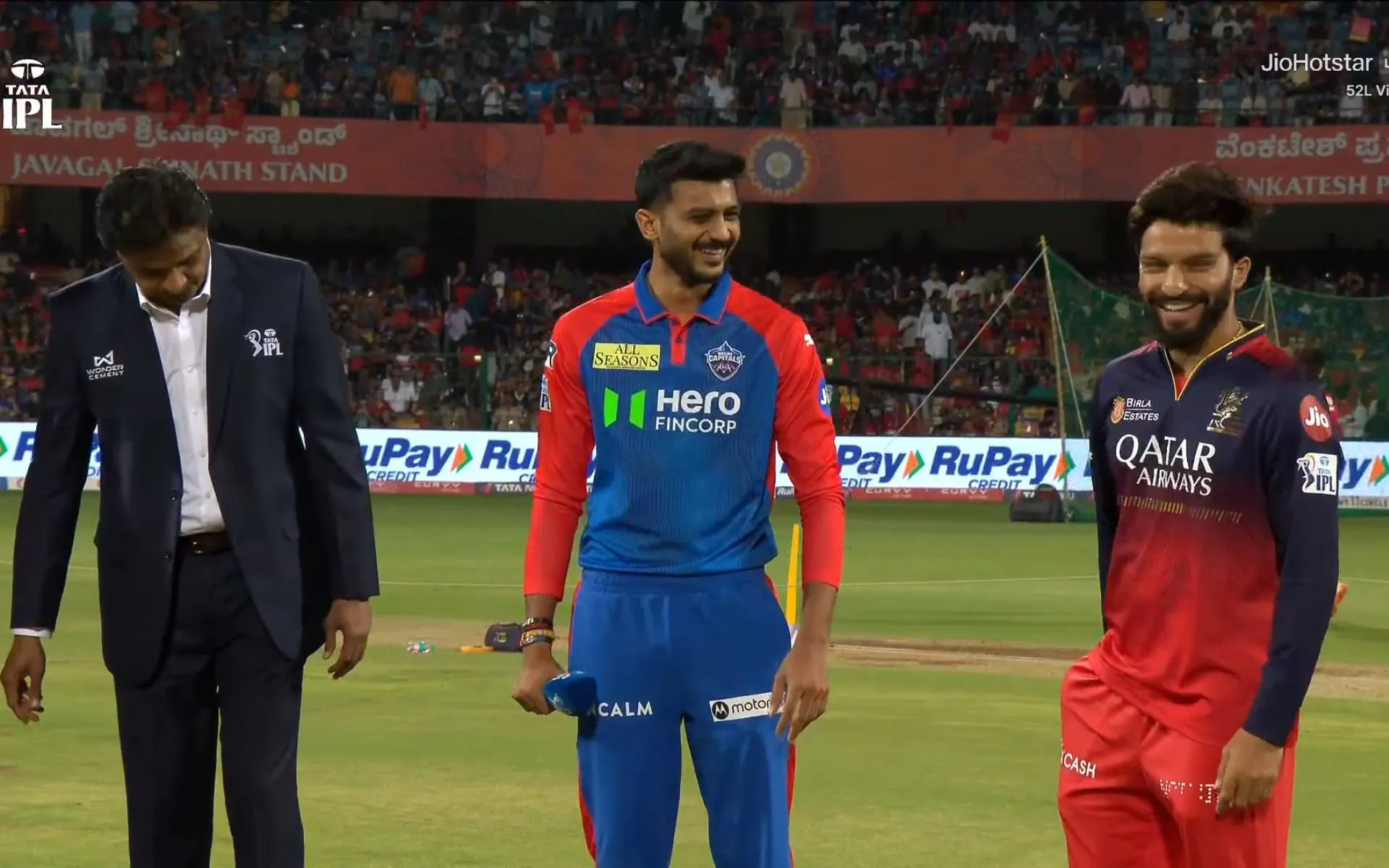 Axar Patel won the toss and elected to bowl first (Source:IPL,x.com)