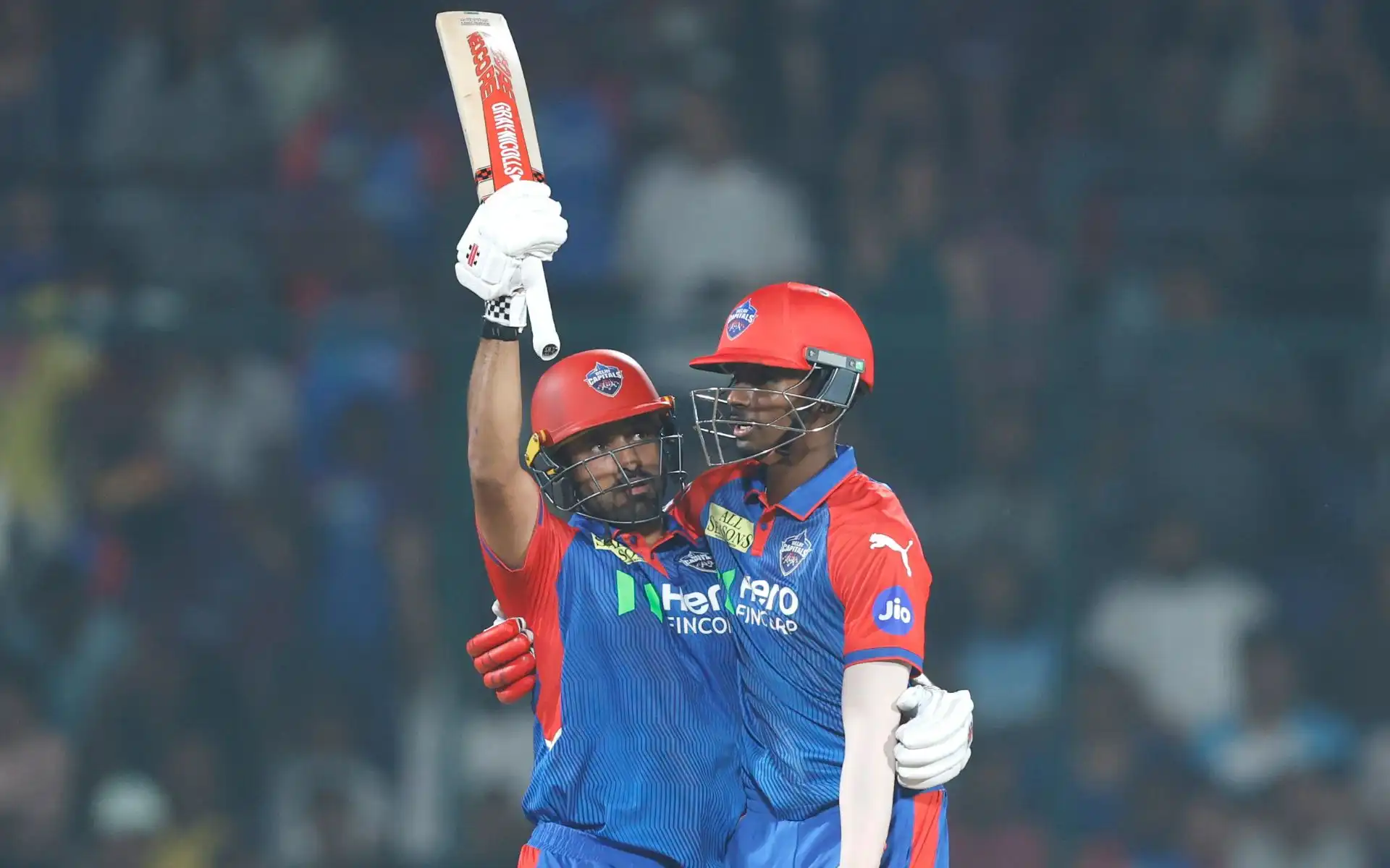 Karun Nair celebrating his half-century against MI [Source: @IPL/x]