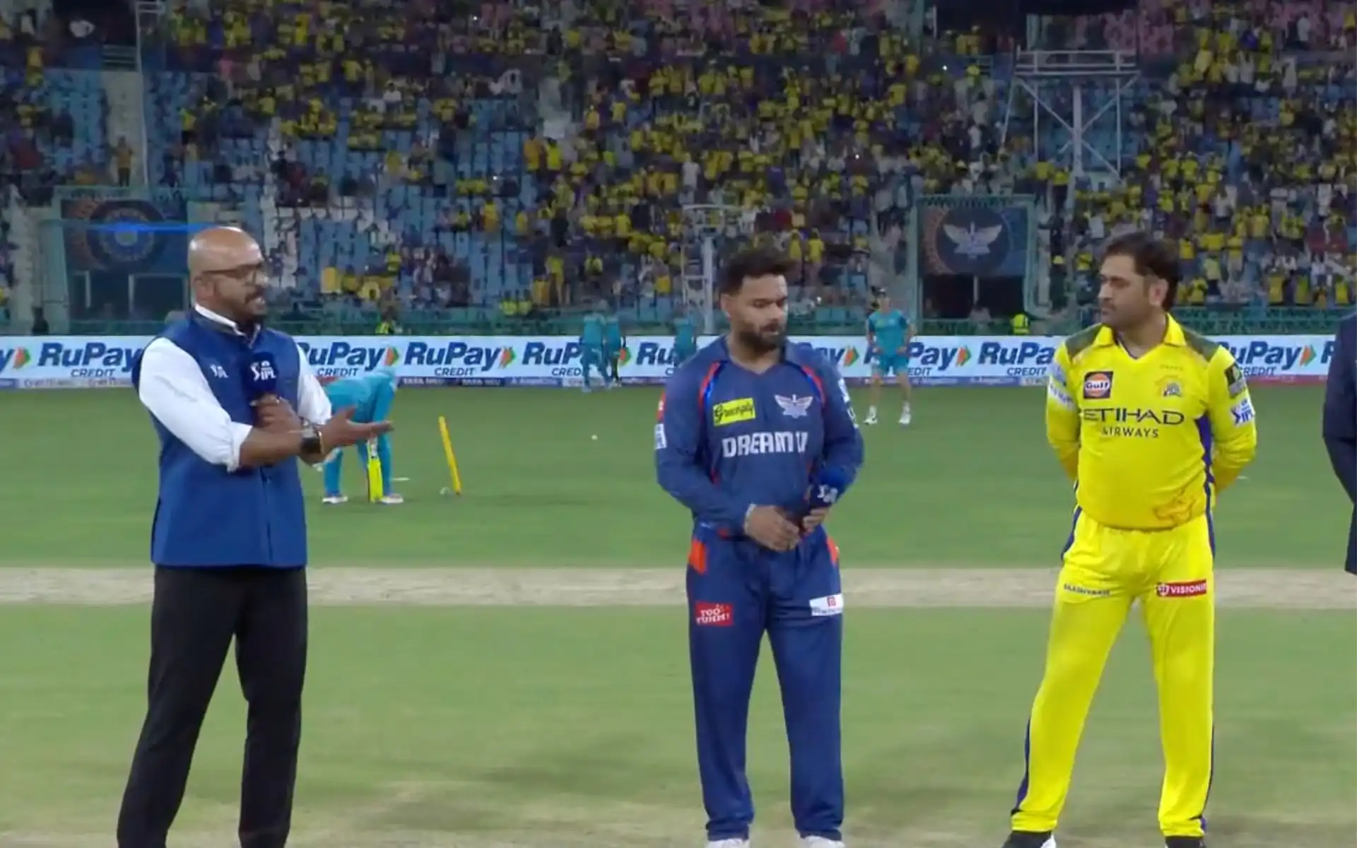 Devon Conway, R Ashwin Dropped As MS Dhoni Elects To Bowl First Against Pant's LSG